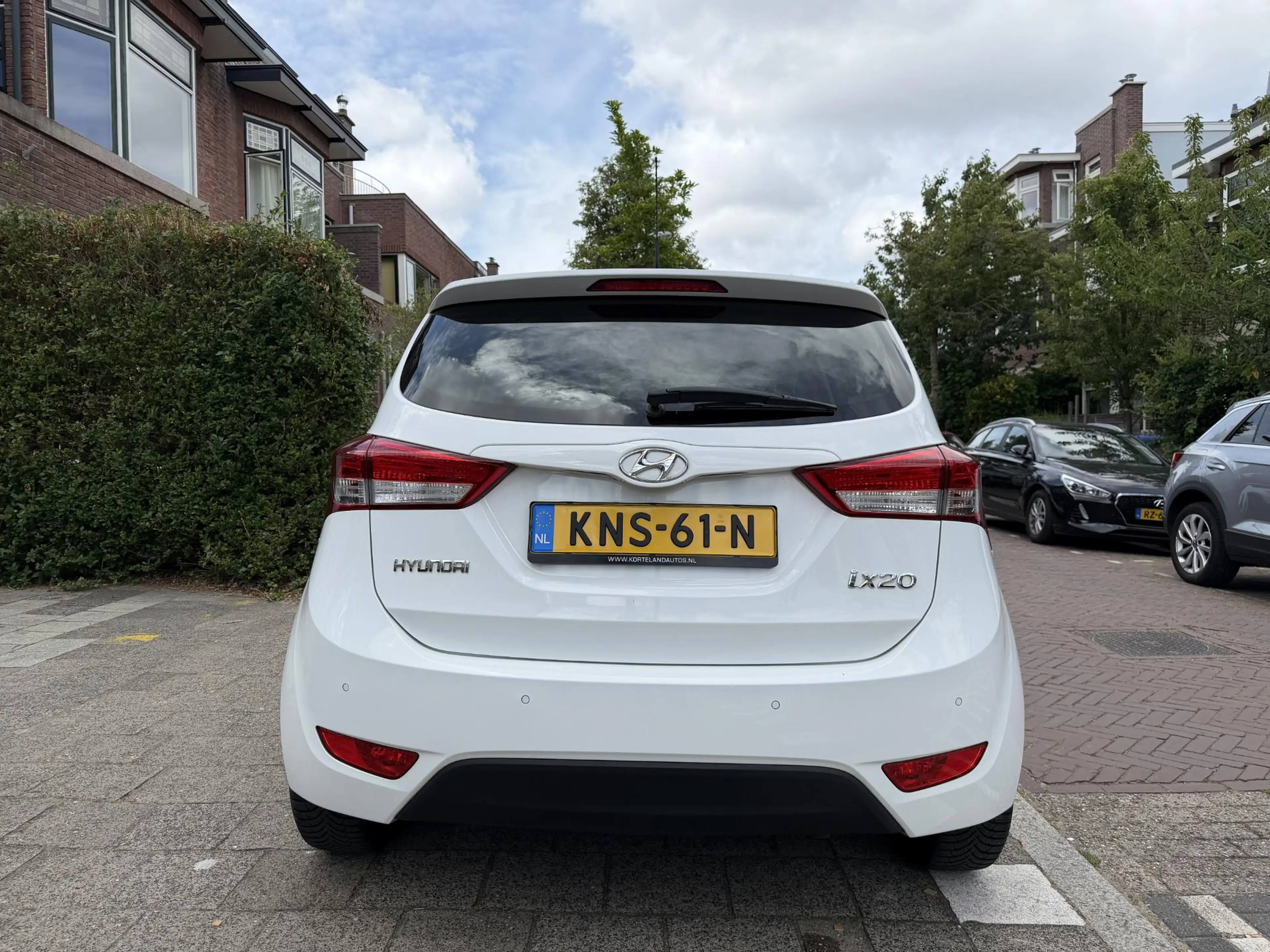 Hyundai iX20 1.4i Premium — photo 4
