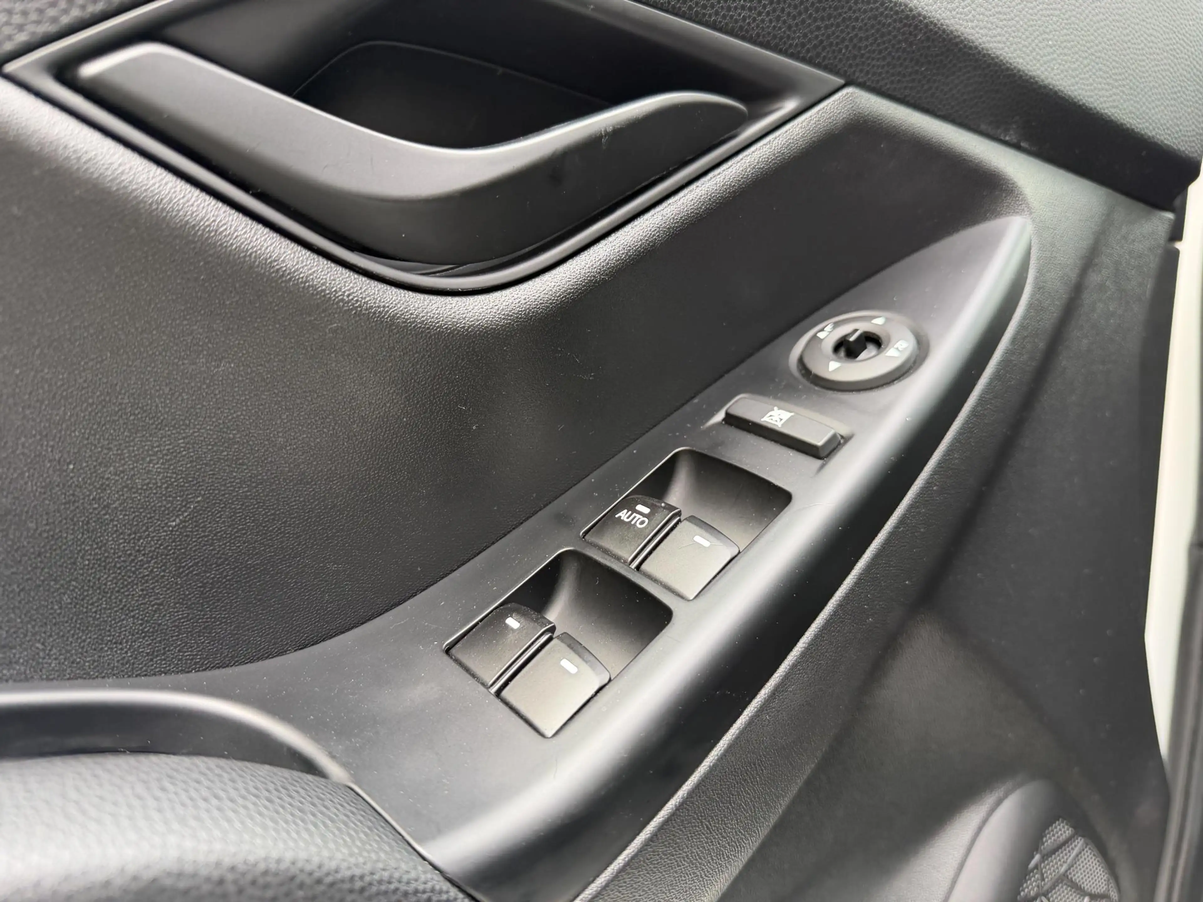Hyundai iX20 1.4i Premium — photo 18
