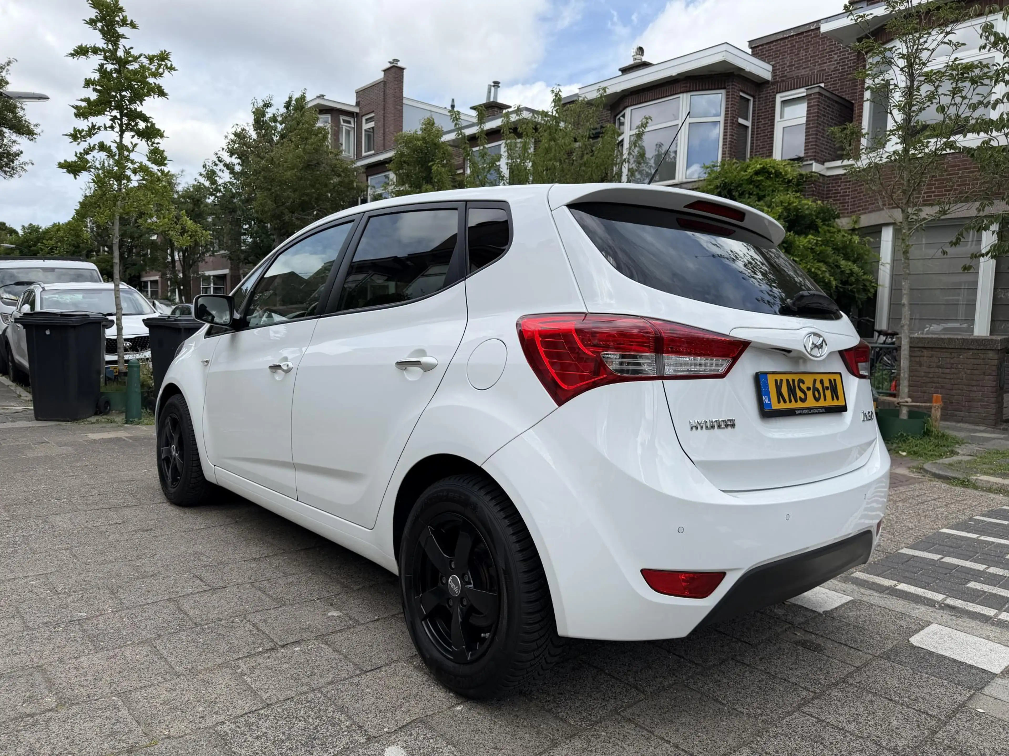 Hyundai iX20 1.4i Premium — photo 5