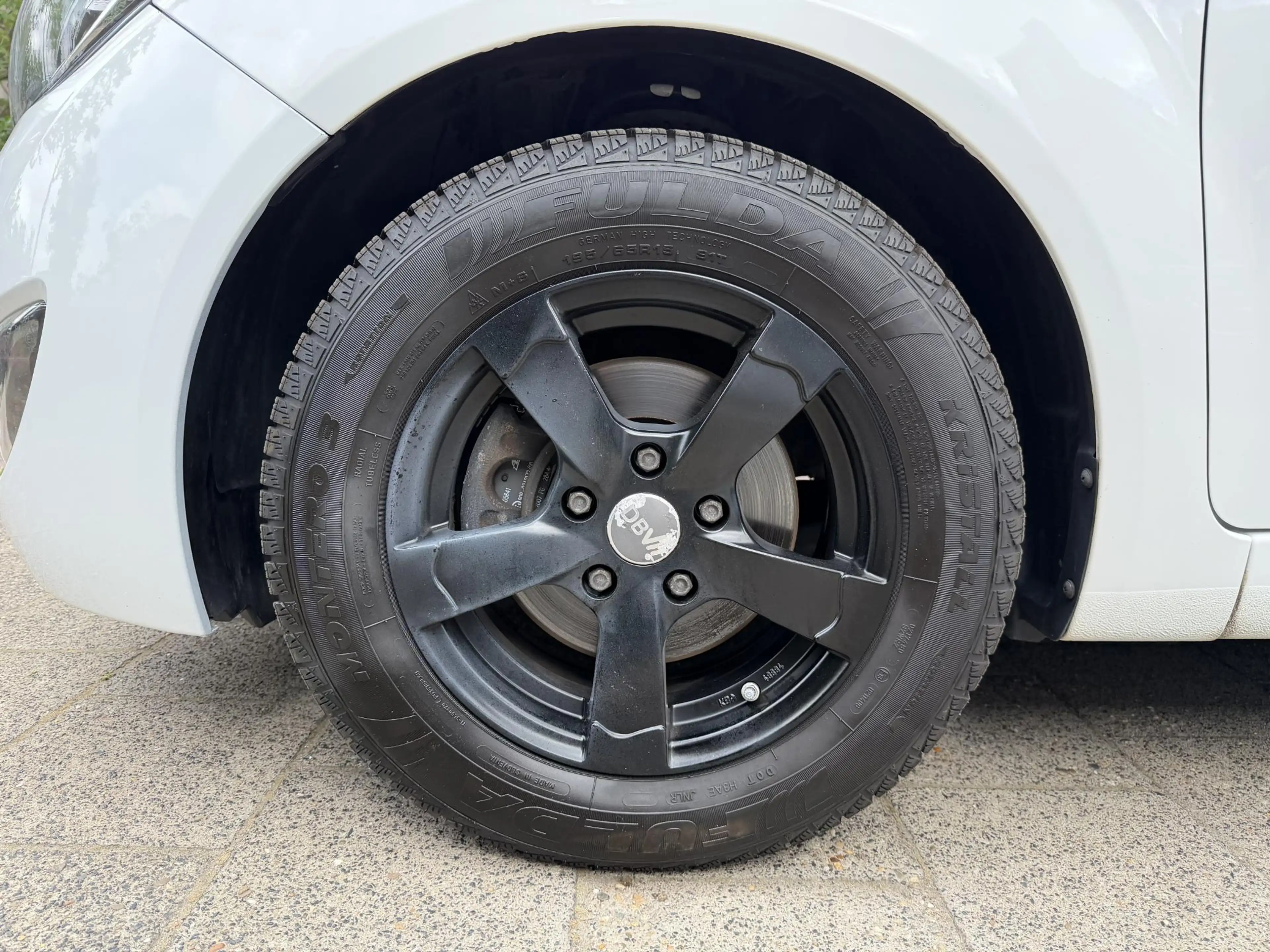 Hyundai iX20 1.4i Premium — photo 19