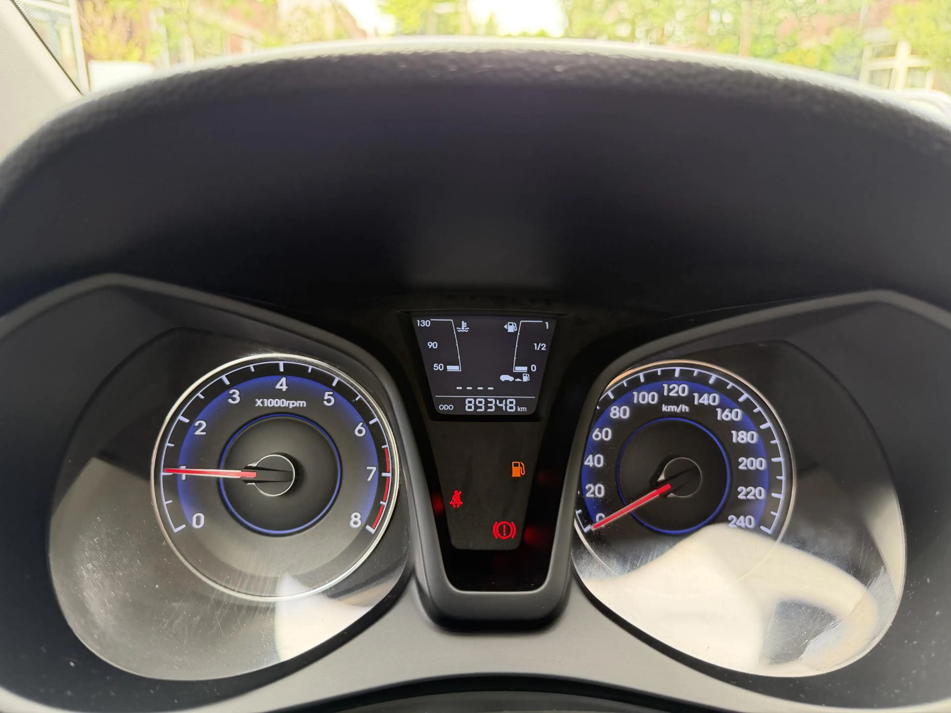 Hyundai iX20 1.4i Premium — photo 14