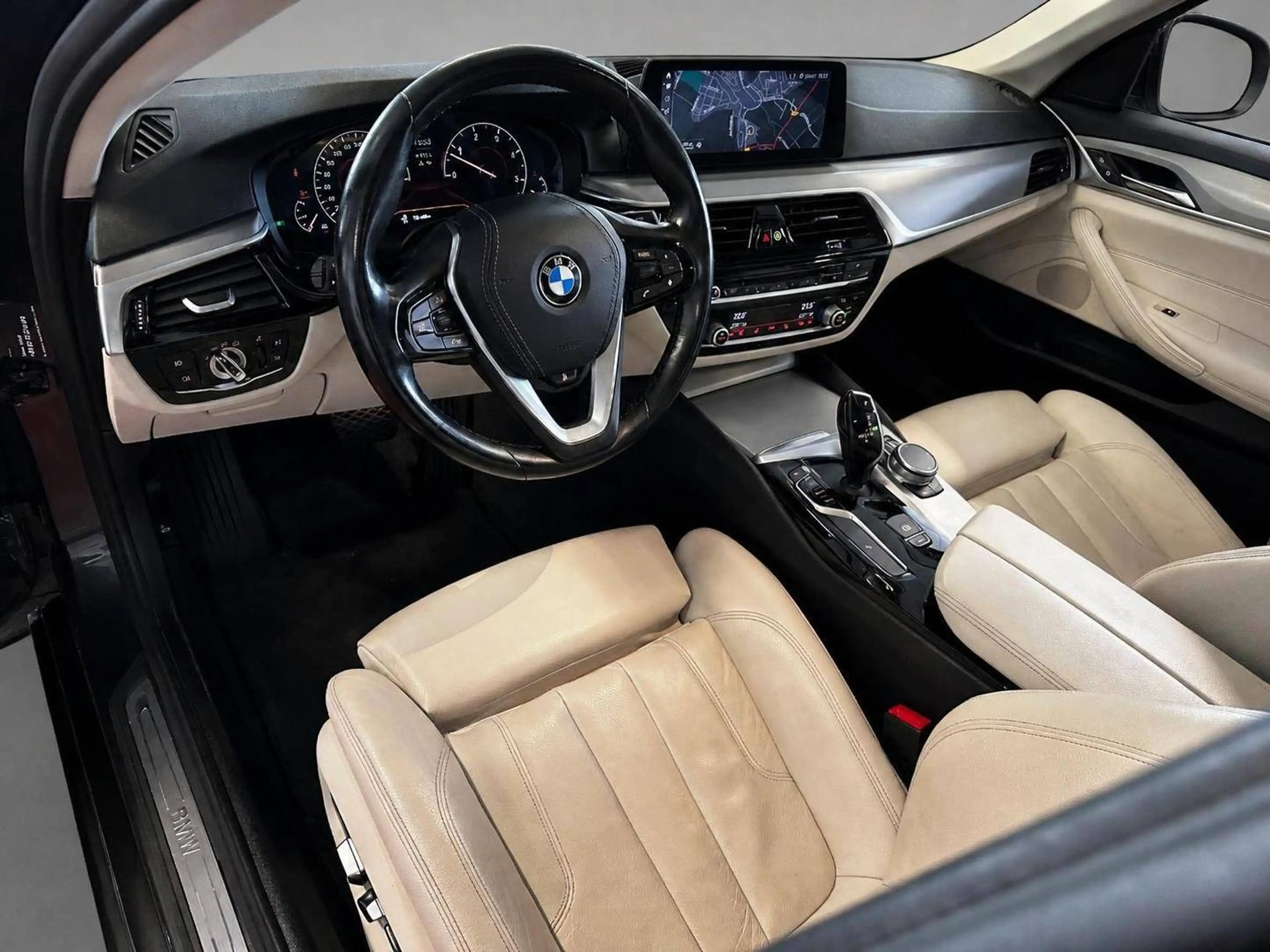 BMW 540 540 d xDrive/Kamera/2.Hand — photo 11