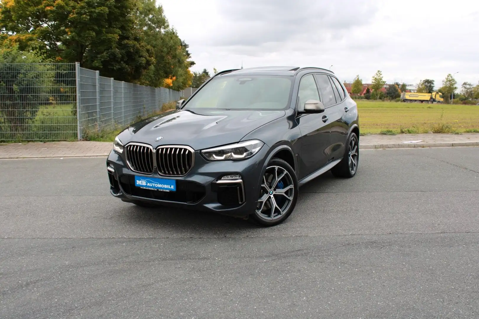 BMW X5 M d Pano Standhzg. Gestik 21"Alu 1.Hand Grau - 1