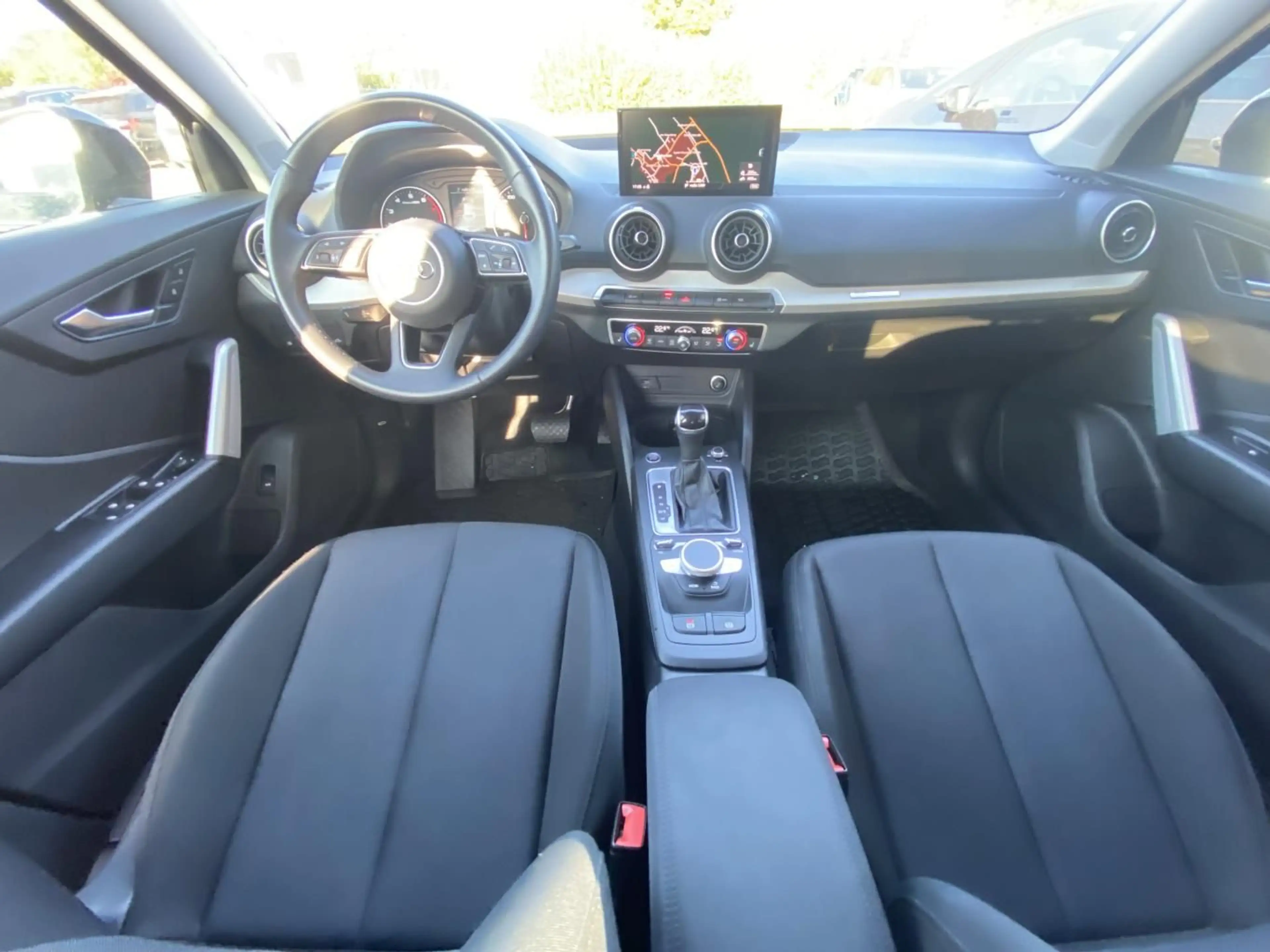 Audi Q2 35 1.5 TSI S-tronic advanced OPTIKPAKET-SCHWA — photo 13