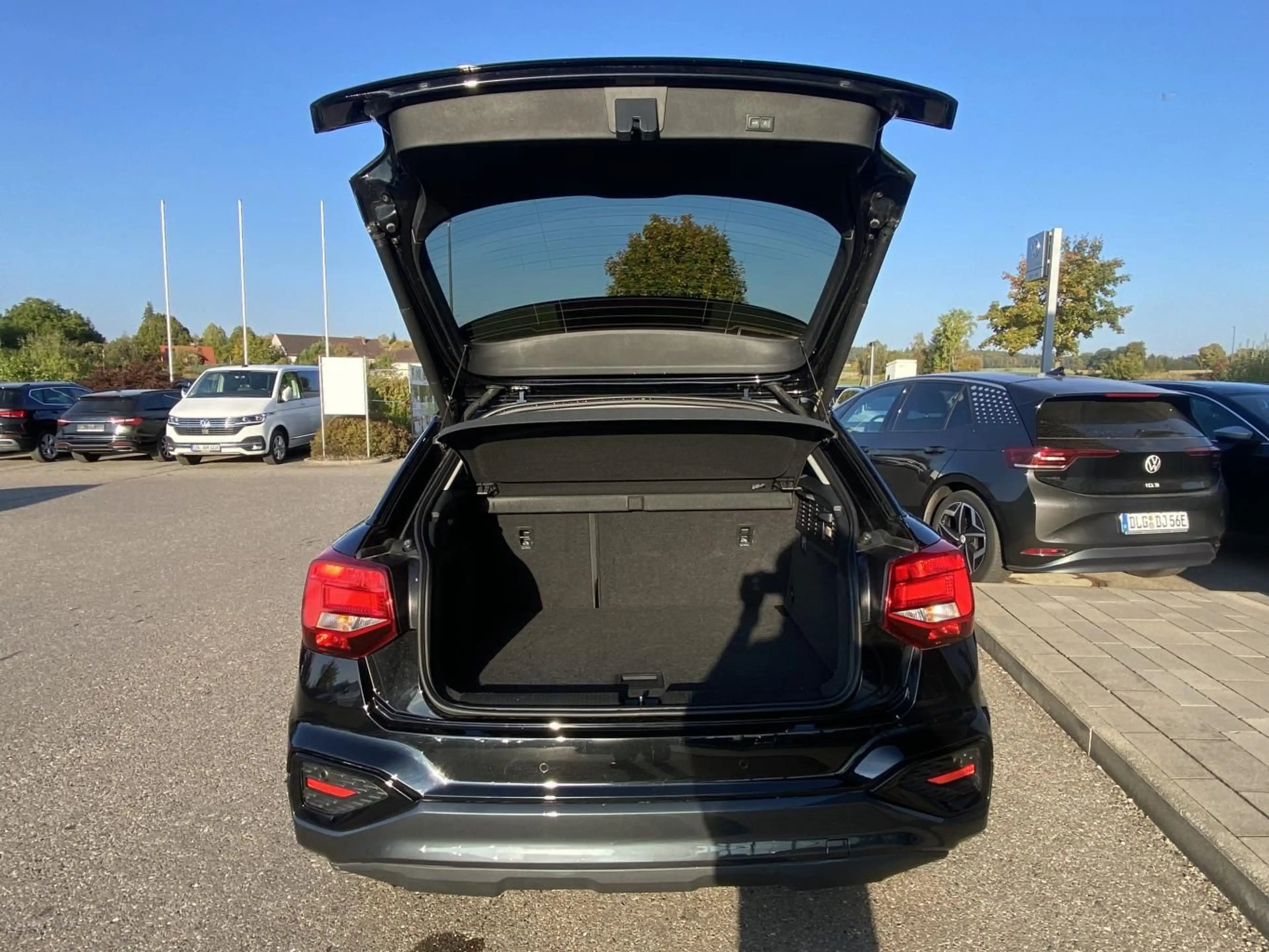 Audi Q2 35 1.5 TSI S-tronic advanced OPTIKPAKET-SCHWA — photo 14