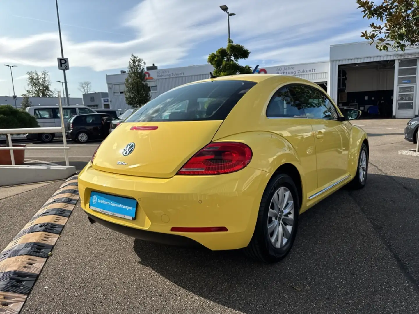 Volkswagen Beetle Design 1.2 TSI Klima Sitzheizung Tempomat Gelb - 2