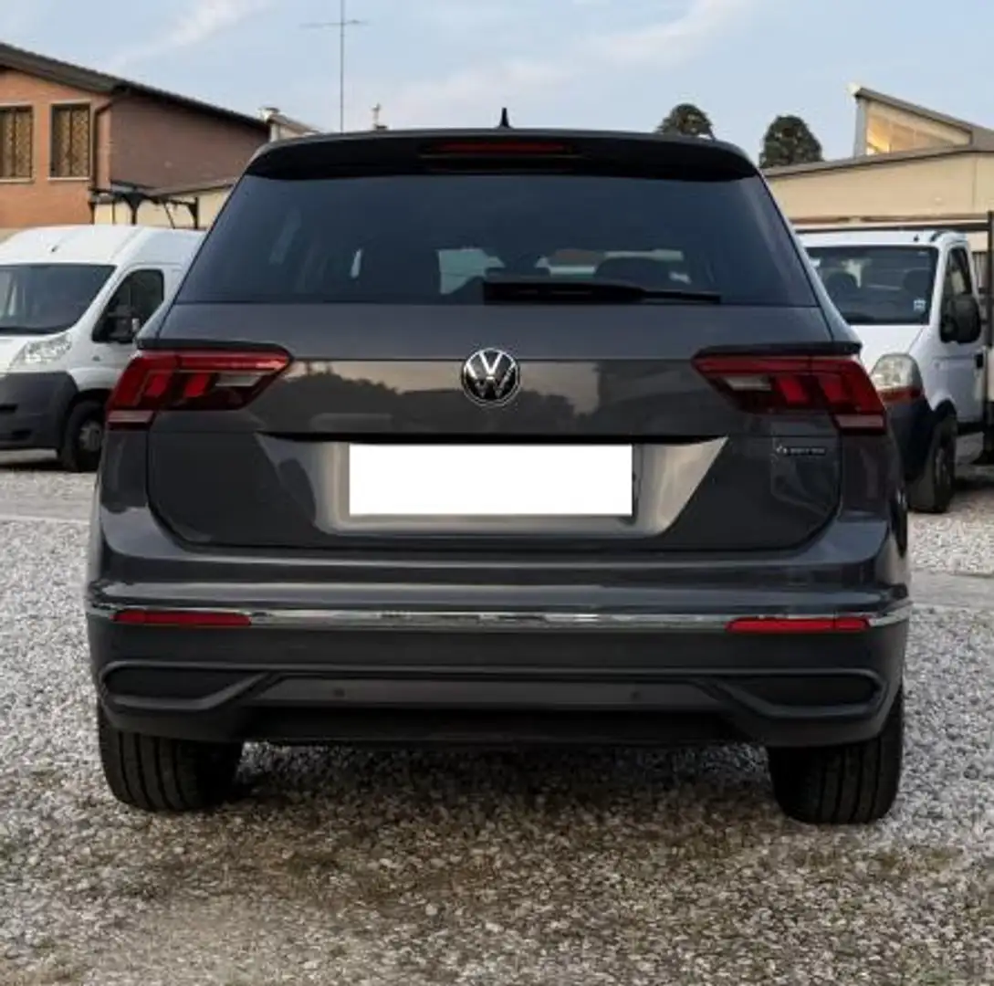 Volkswagen Tiguan 2.0 tdi Life 4motion 150cv dsg Verde - 1