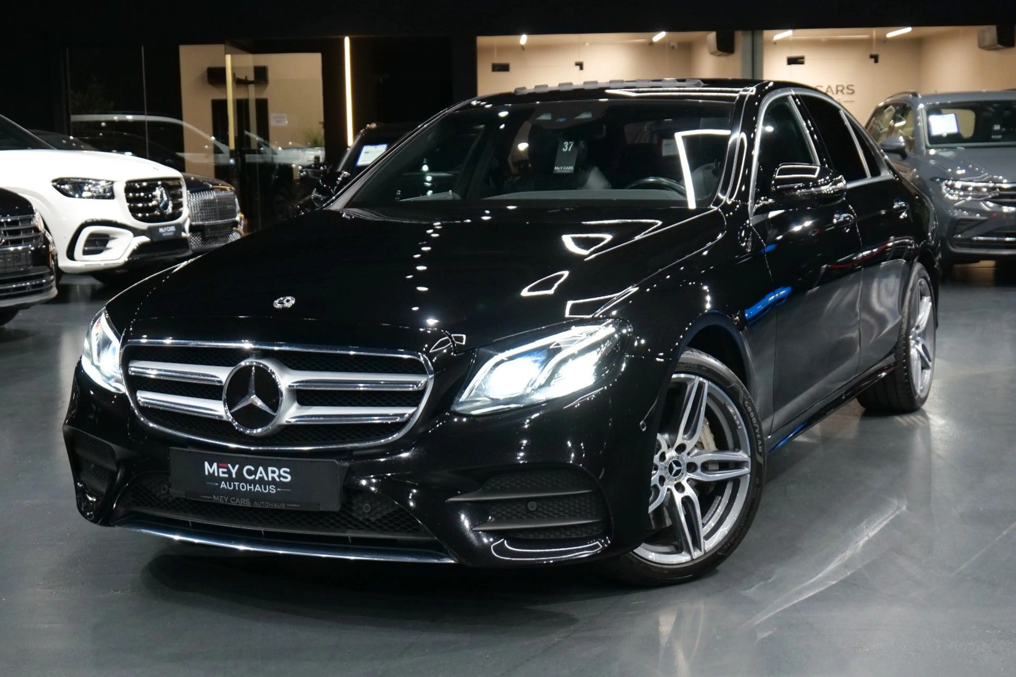 Mercedes-Benz E 400 d 4Matic *AMG*Widescreen*Schiebedach*Air*