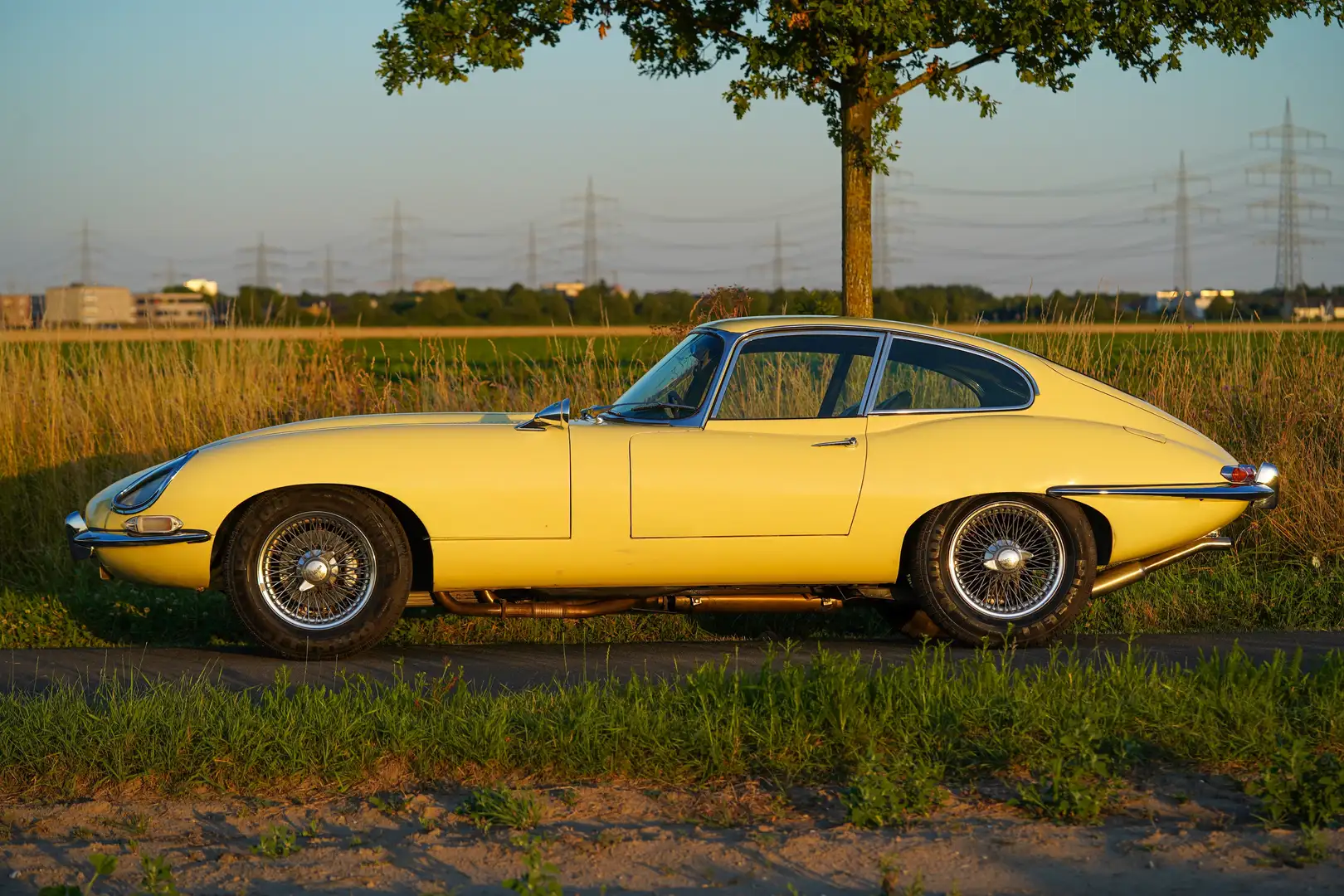 Jaguar E-Type 3.8 Coupé Serie 1 Желтый - 1