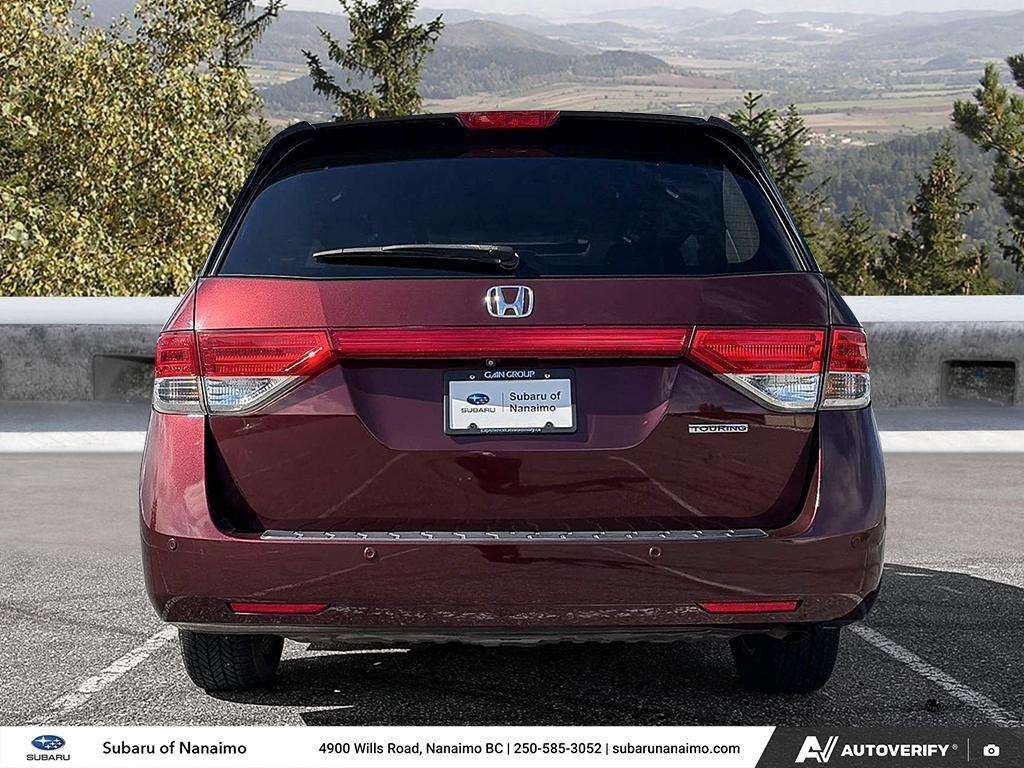2016 Honda Odyssey Touring — снимка 1