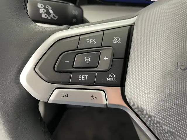 Volkswagen Golf view 14