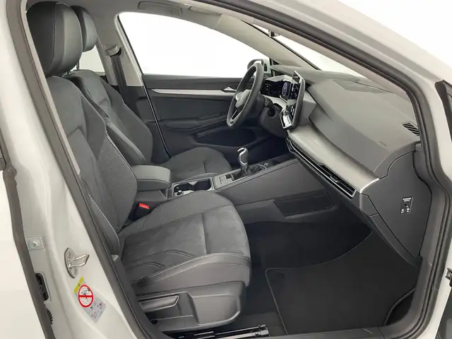 Volkswagen Golf view 10