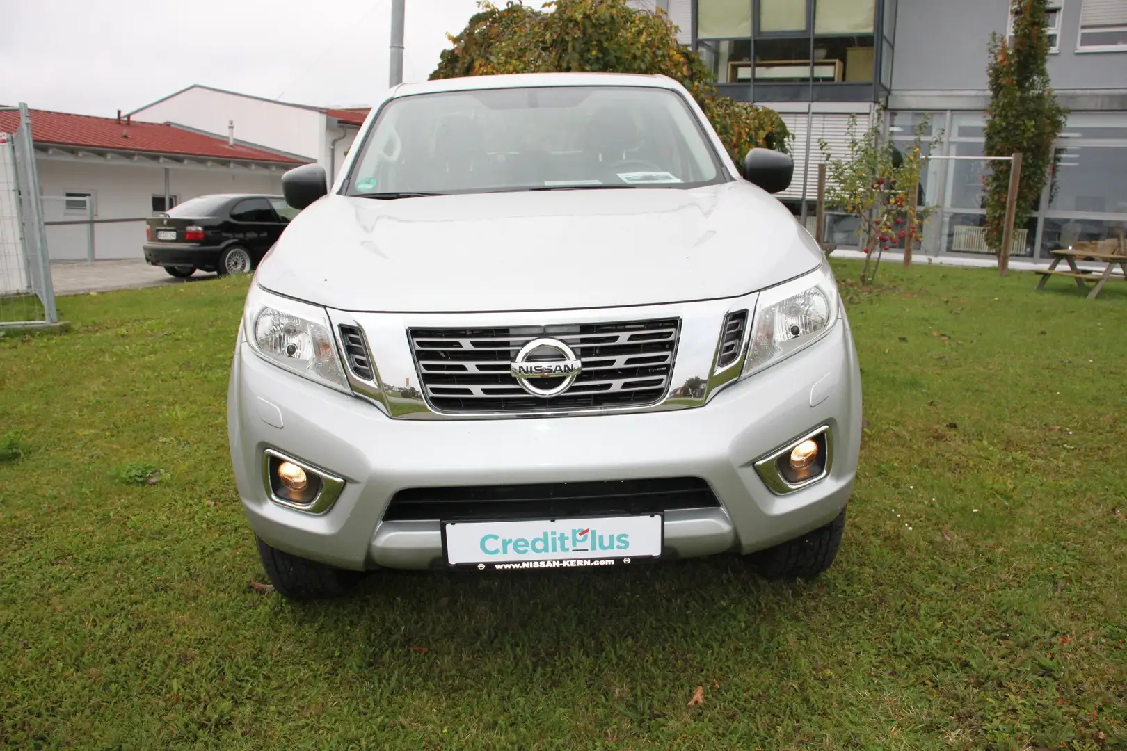 Nissan Navara 2.3 Acenta Double Cab 4x4 Grau - 2