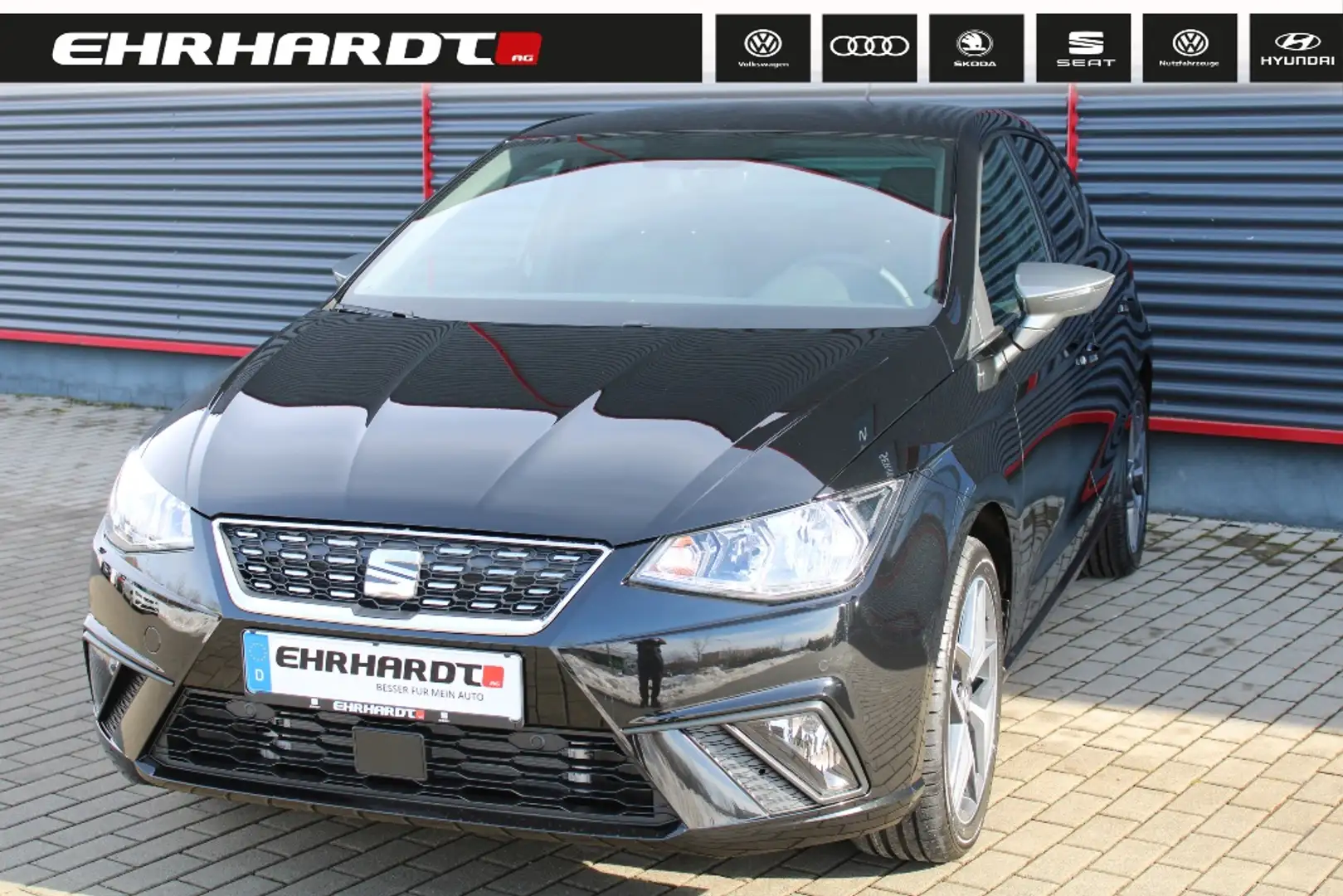 SEAT Ibiza 1.0 TSI Xcellence VIRTUAL*ACC*SHZ*PDC*KAMERA*NE... Schwarz - 1