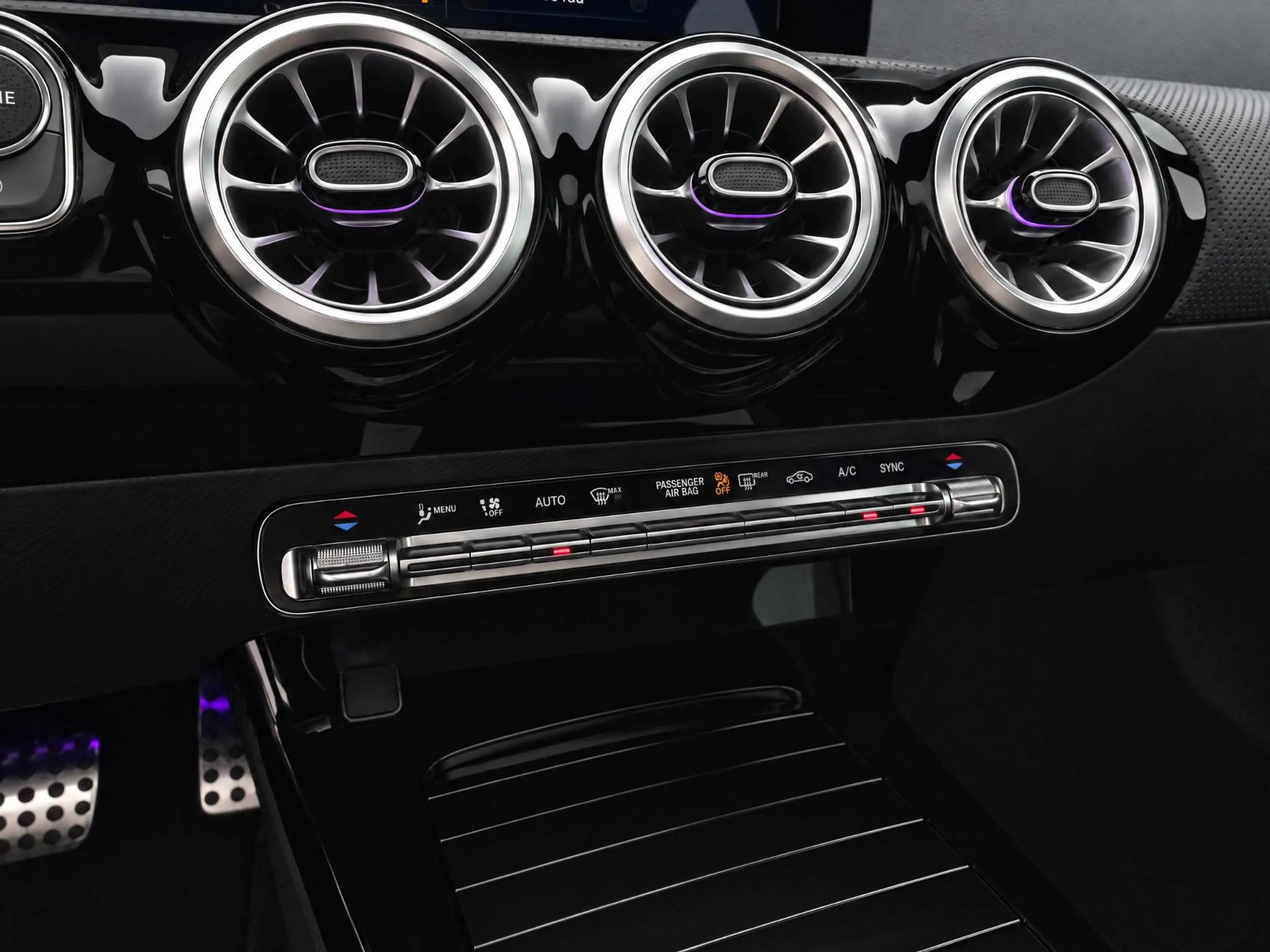 Mercedes-Benz A 200 Business Solution AMG |Pano |Memory |Stoelverw. |S — photo 18