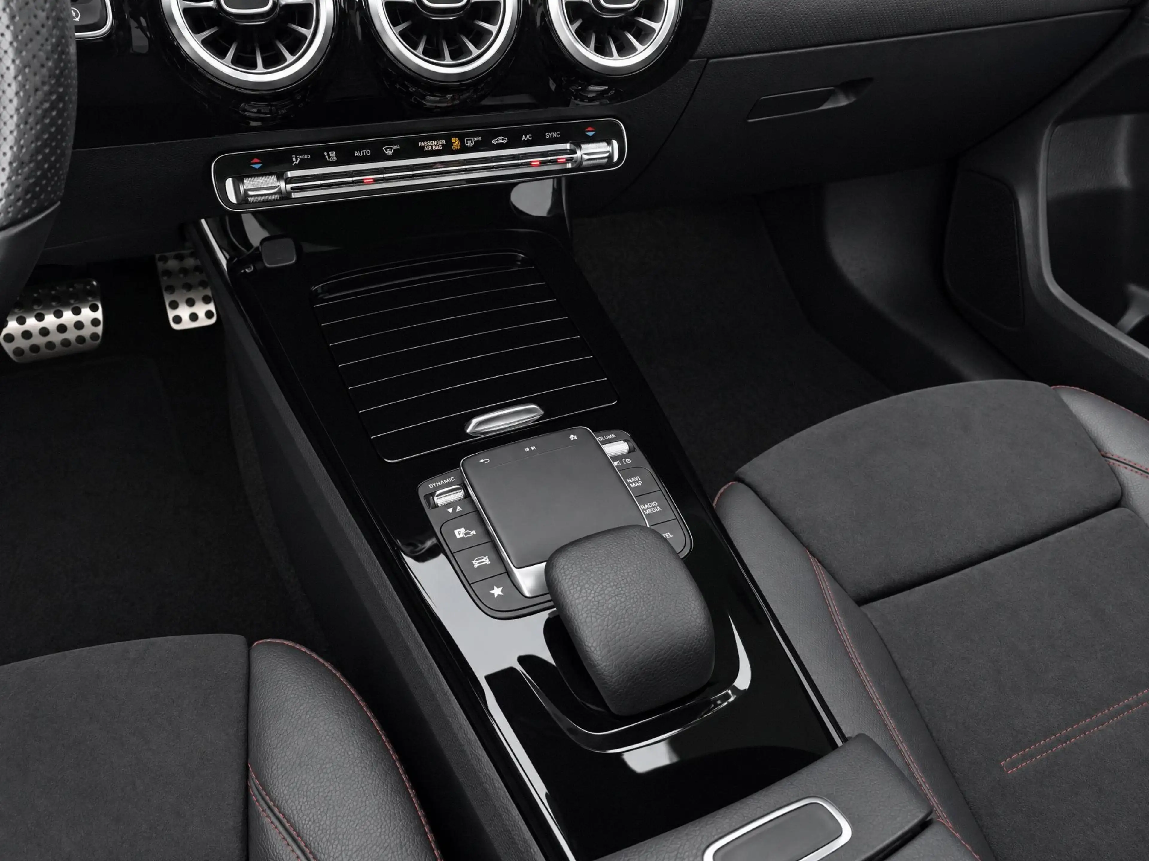 Mercedes-Benz A 200 Business Solution AMG |Pano |Memory |Stoelverw. |S — photo 15