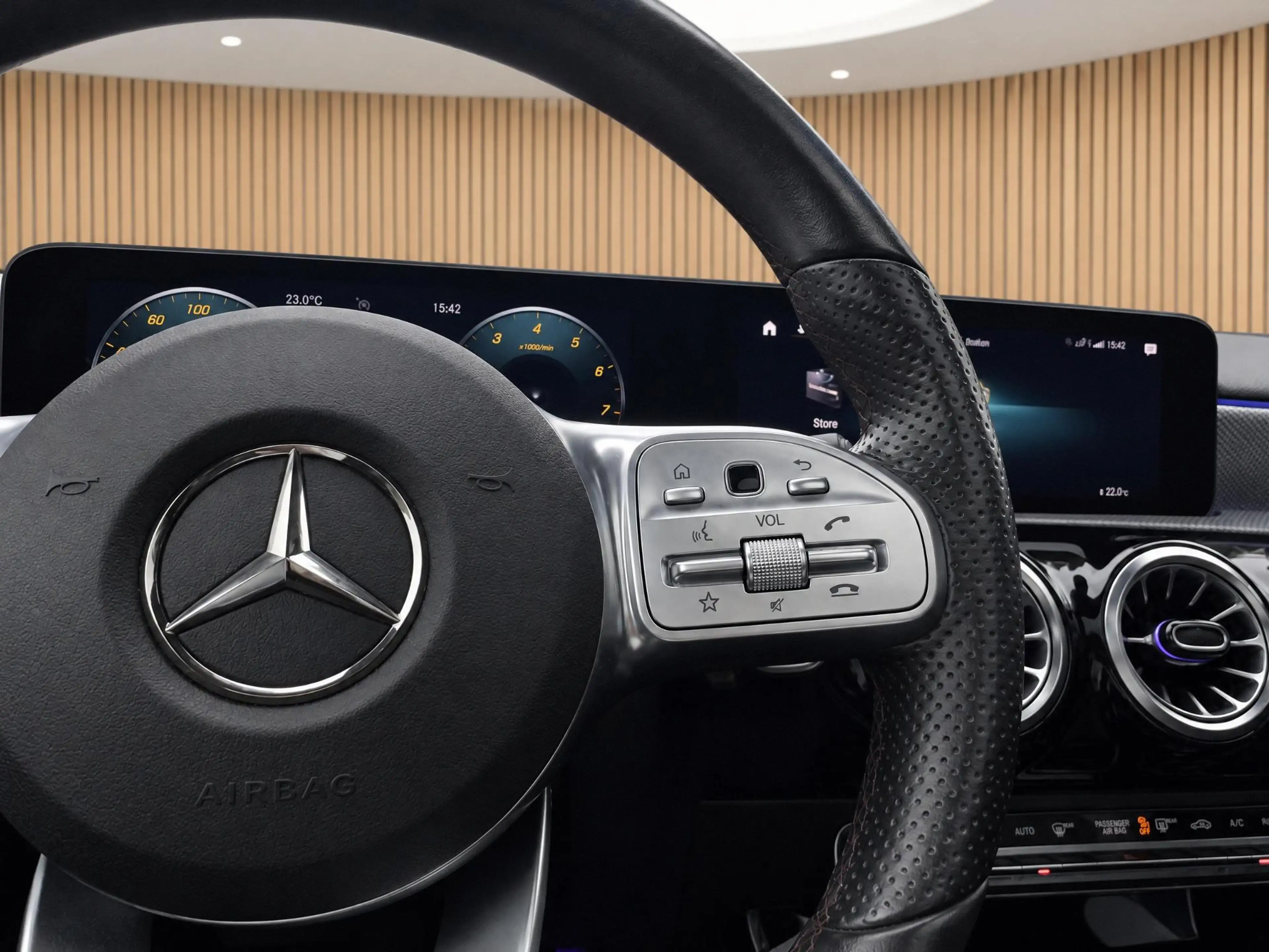 Mercedes-Benz A 200 Business Solution AMG |Pano |Memory |Stoelverw. |S — photo 26