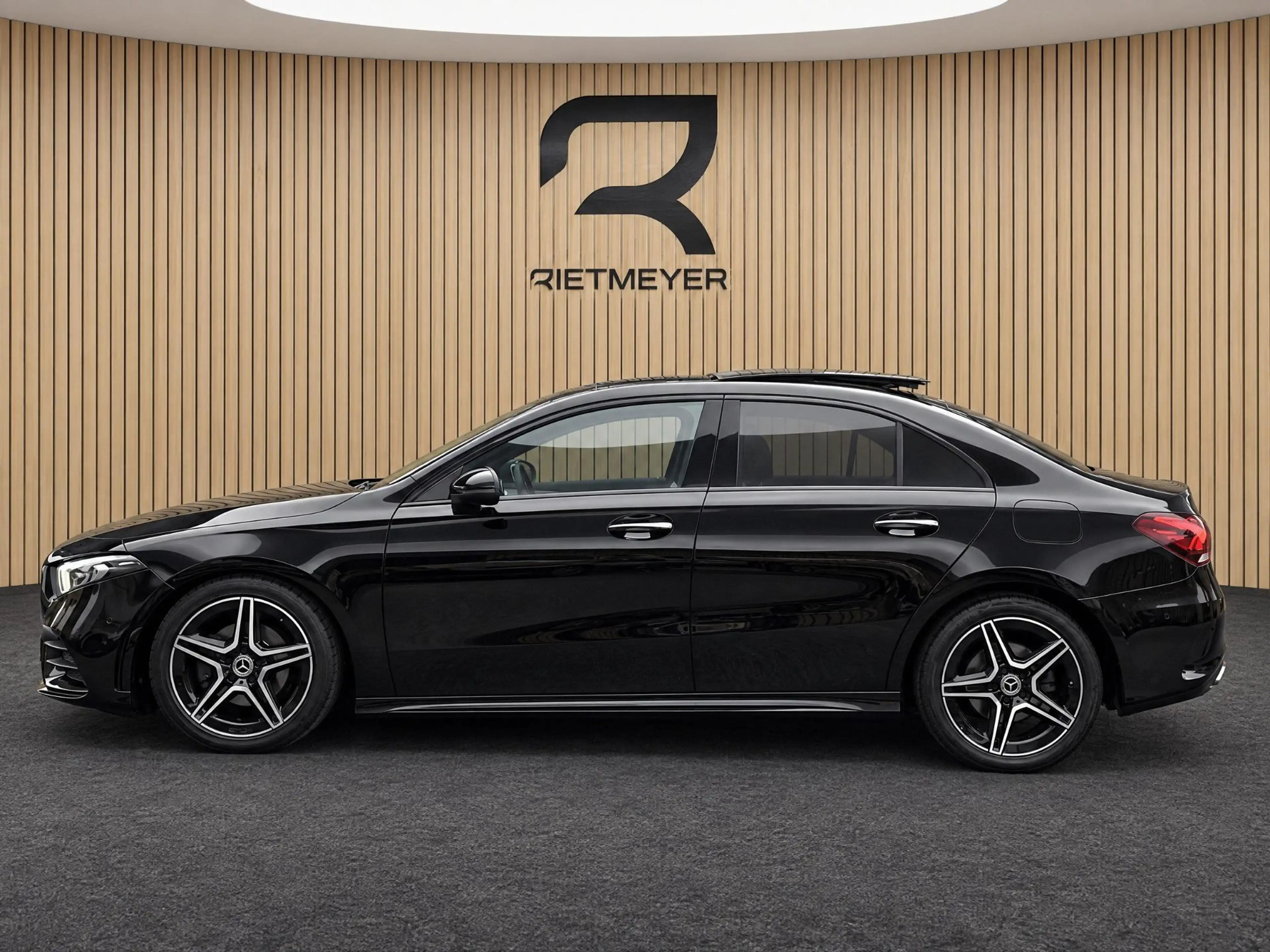 Mercedes-Benz A 200 Business Solution AMG |Pano |Memory |Stoelverw. |S — photo 2