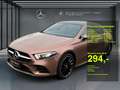 Mercedes-Benz A 250 e AMG Pano 360°AHK Multi-B MBUX Komfort-Fa Gold - thumbnail 1