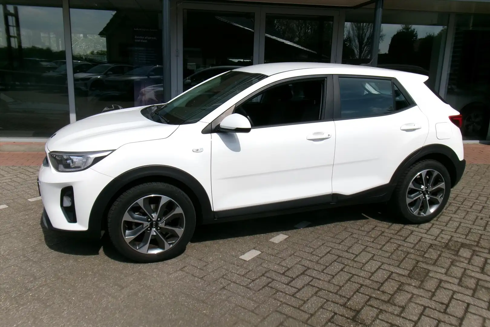 Kia Stonic 1.0 Turbo ComfortPlusLine Navigator Org. Ned 34.00 Blanco - 2
