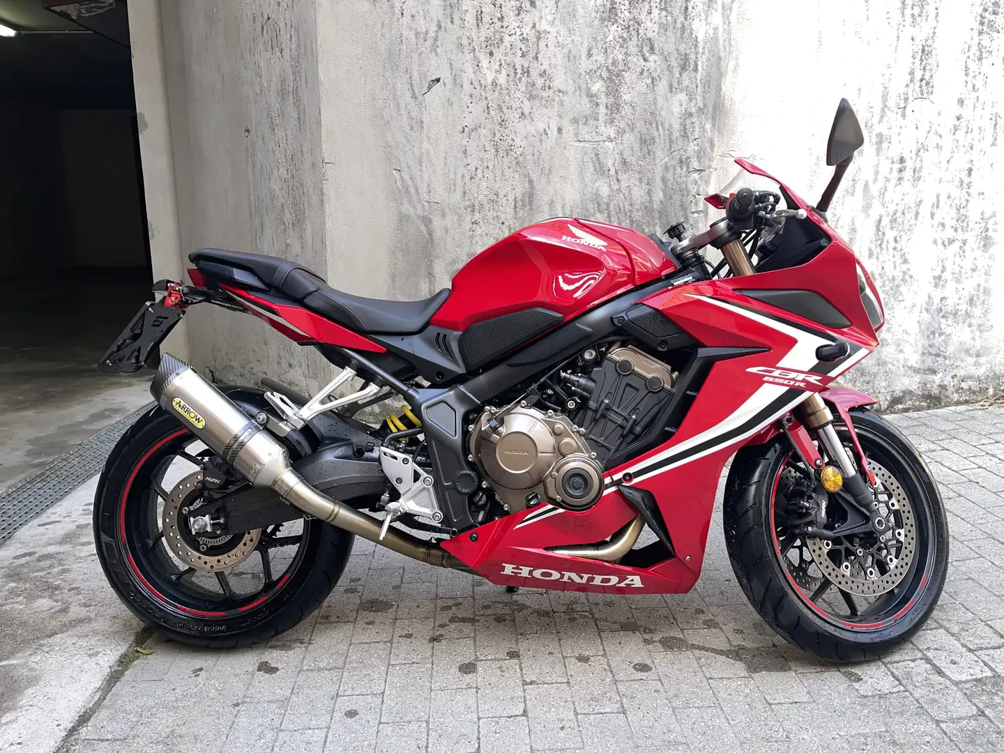 Honda CBR 650 R Rosso - 1