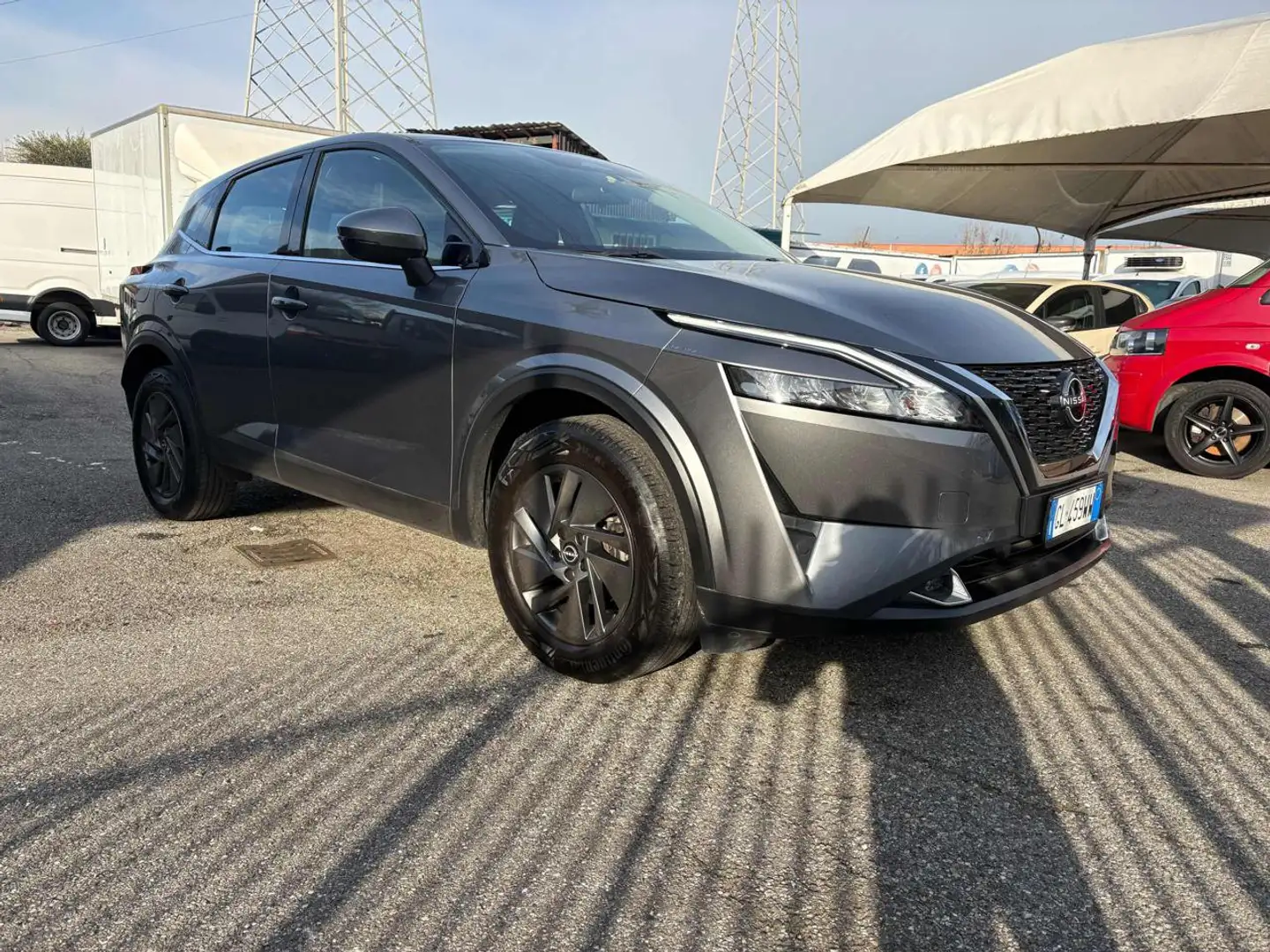 Nissan Qashqai MHEV 140 CV N-Connecta Grau - 1