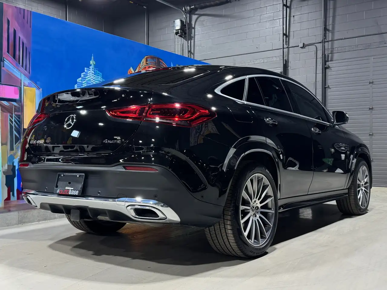 Mercedes-Benz GLE снимка Mercedes-Benz GLE
