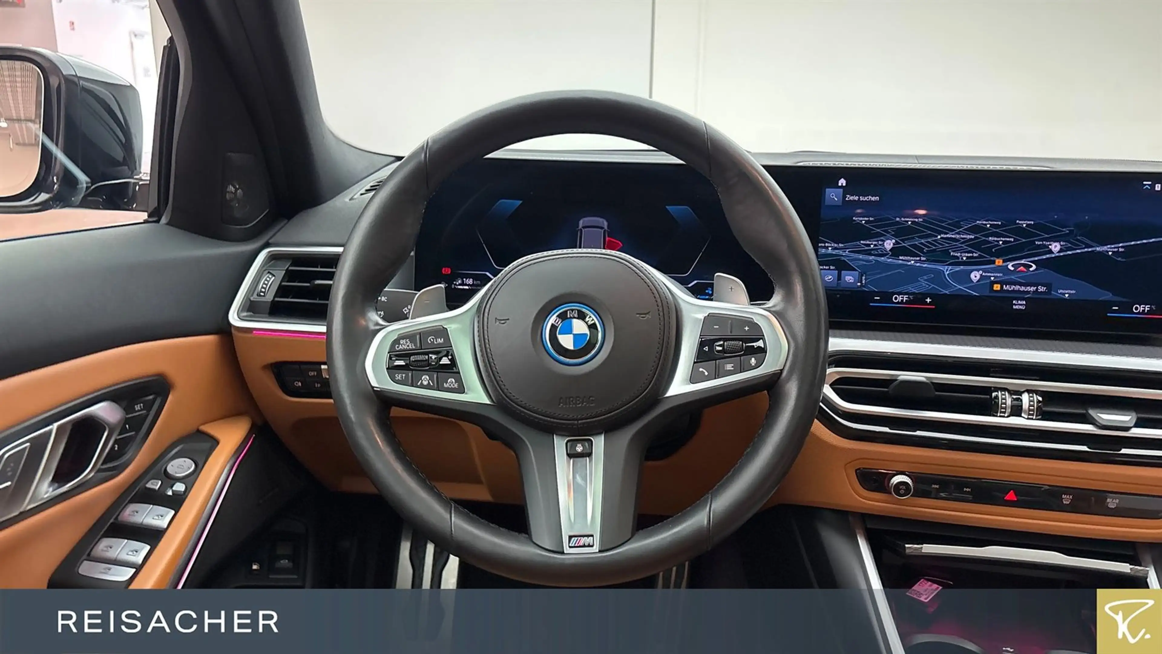 BMW 330 e A Tou M-Sport PRO,M-Sport,Pano,AHK,DAProf,A — photo 5