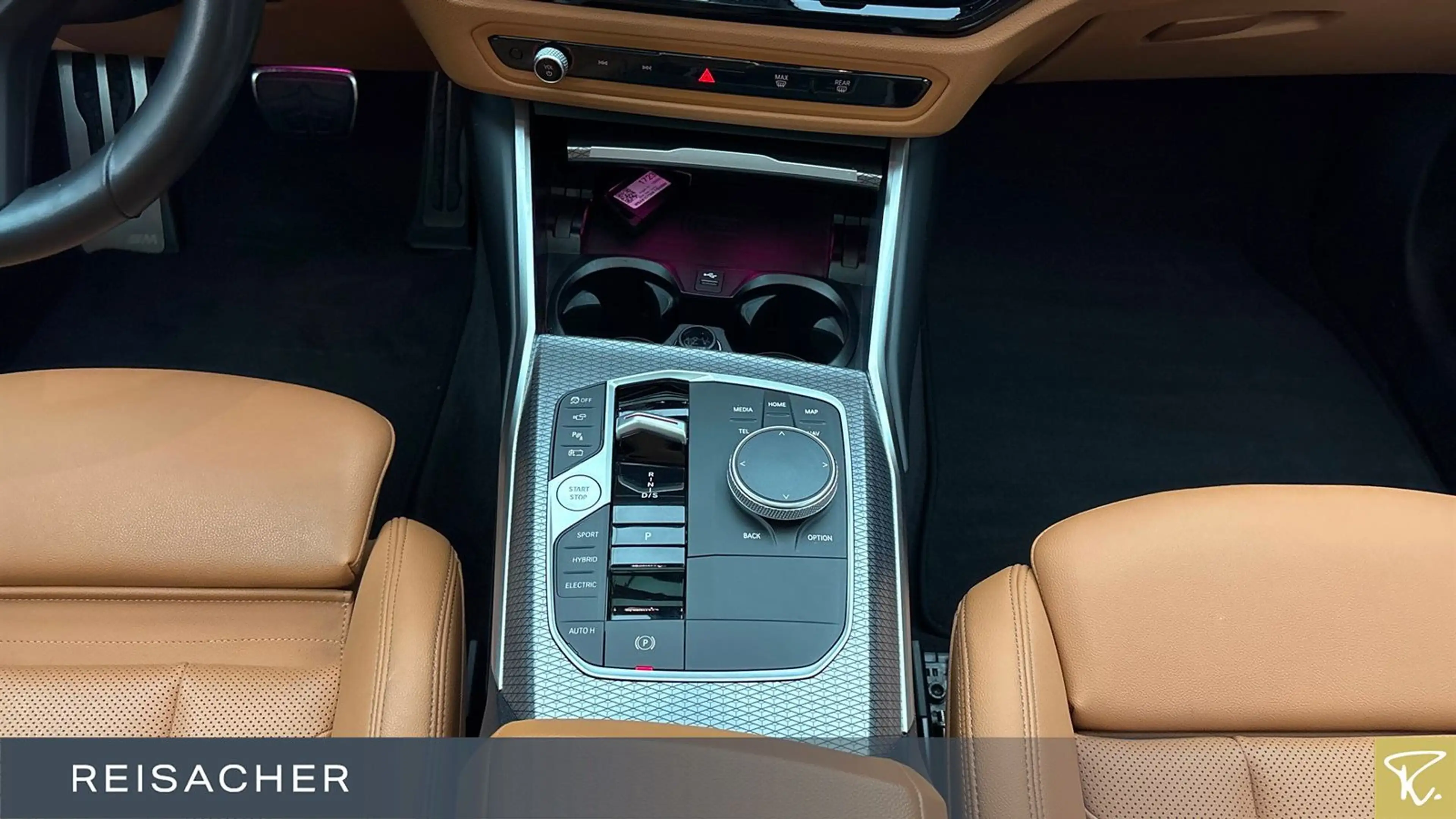 BMW 330 e A Tou M-Sport PRO,M-Sport,Pano,AHK,DAProf,A — photo 11