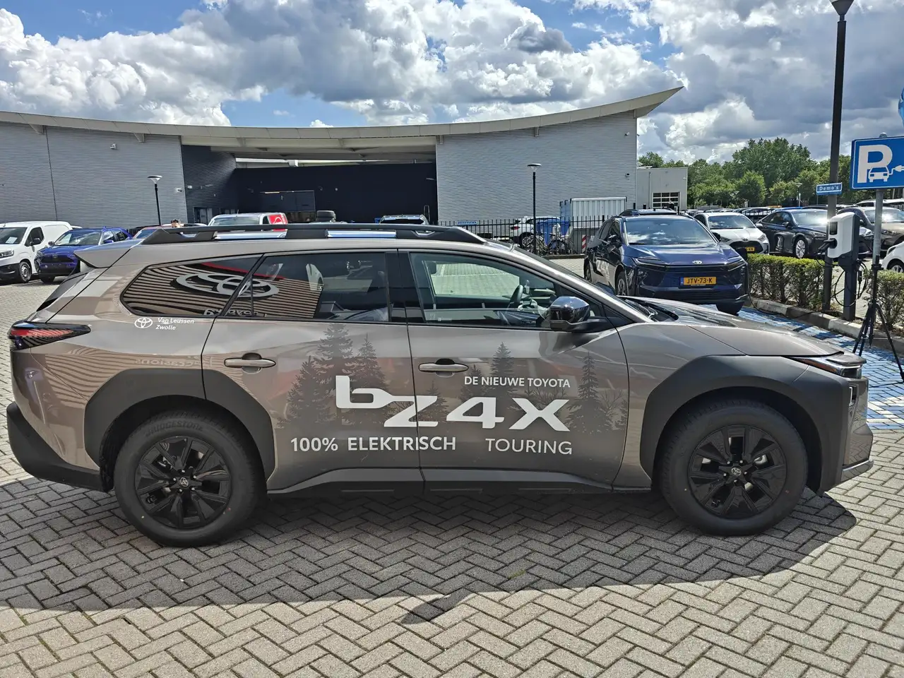 Toyota bZ4X 2026