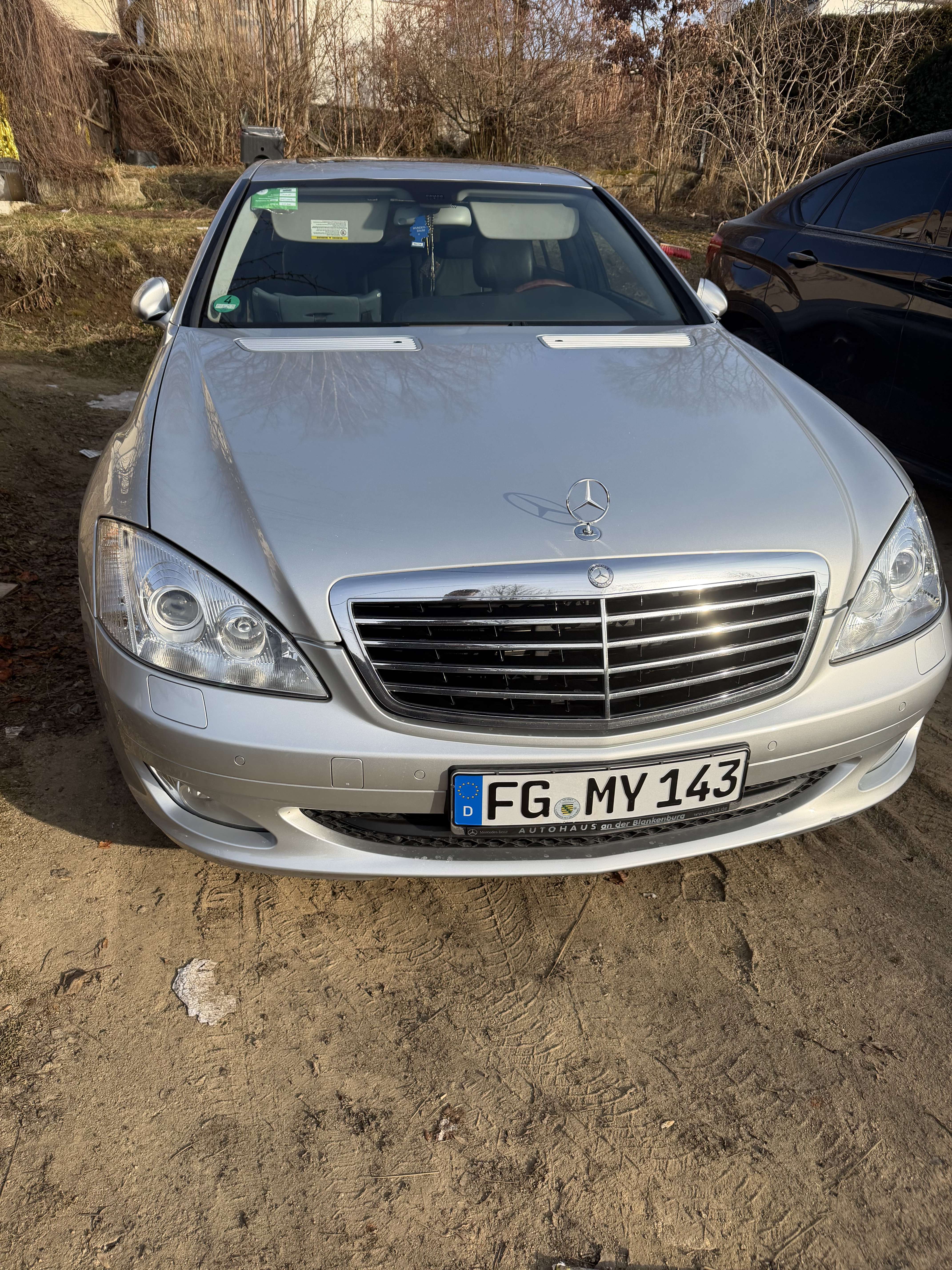 Second hand Mercedes Benz S-Class 