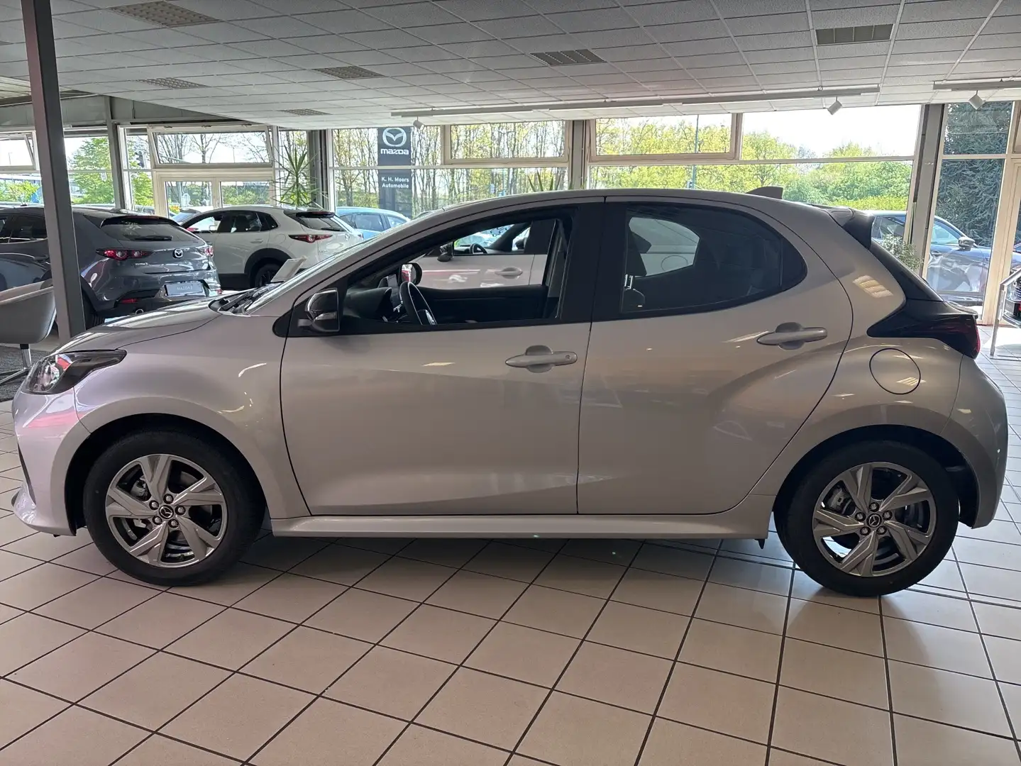 Mazda 2 Hybrid Exclusive-Line 1.5L Hybrid VVT-i Argent - 2