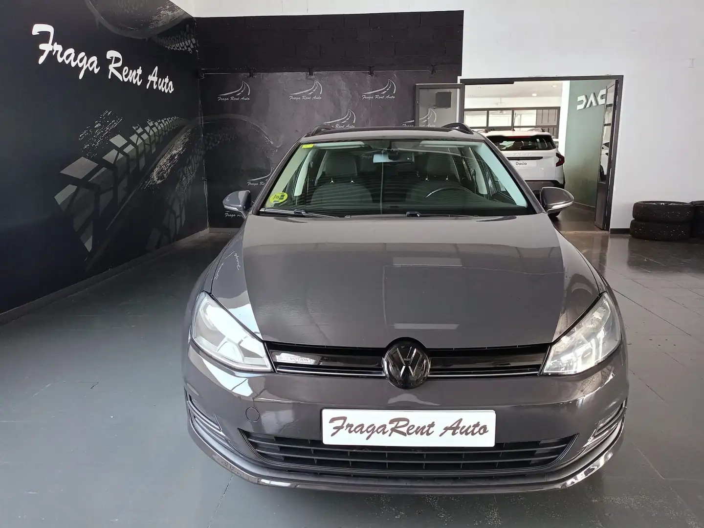 Volkswagen Golf Variant 1.6TDI Business Edition Gris - 2