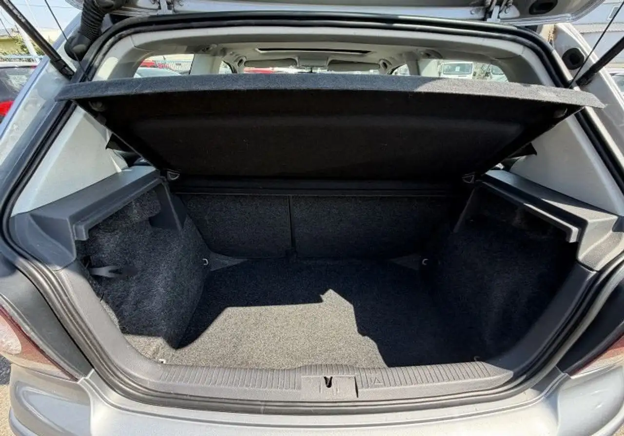 Volkswagen Polo Citadine 3 portes — photo 17