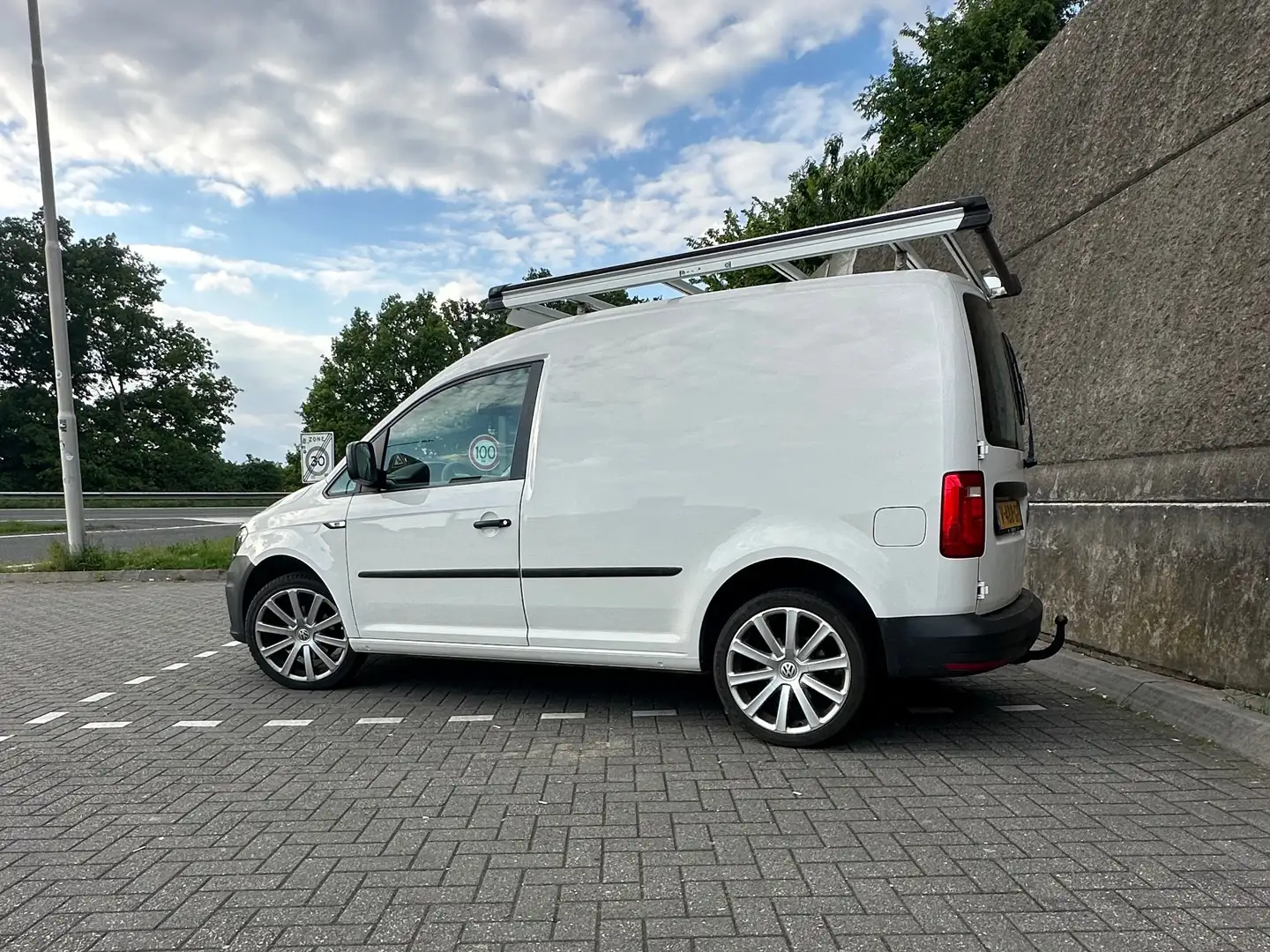 Volkswagen Caddy Caddy 1.4 TGI L1H1 Eco.Tr. Wit - 2