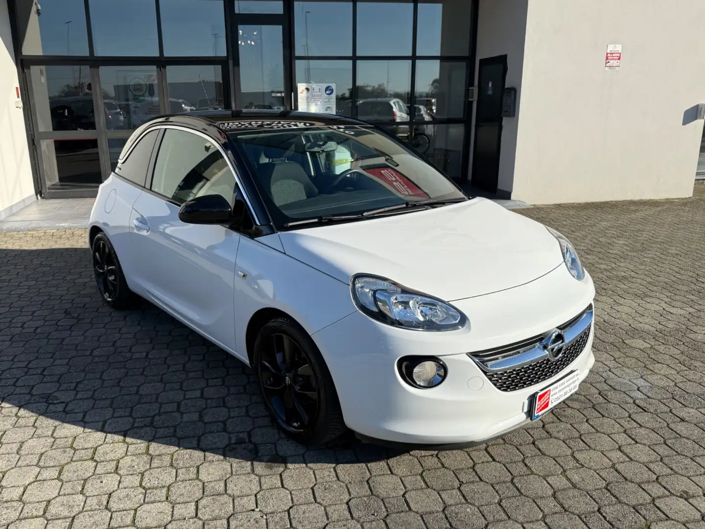 Opel Adam Adam Rocks 1.2 70 CV Air Bianco - 2