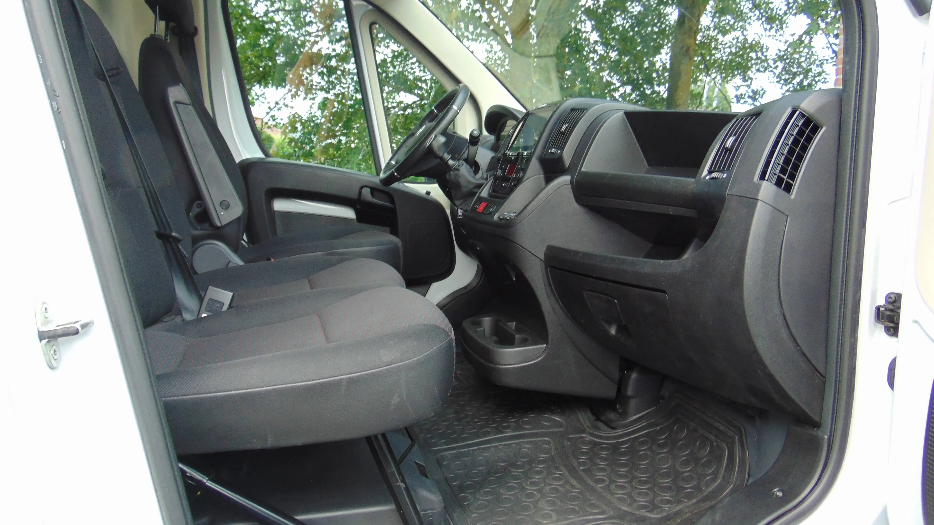 Citroen Jumper 2.2 BlueHDi L3H2 .NAVI.. KM 47336. — photo 8