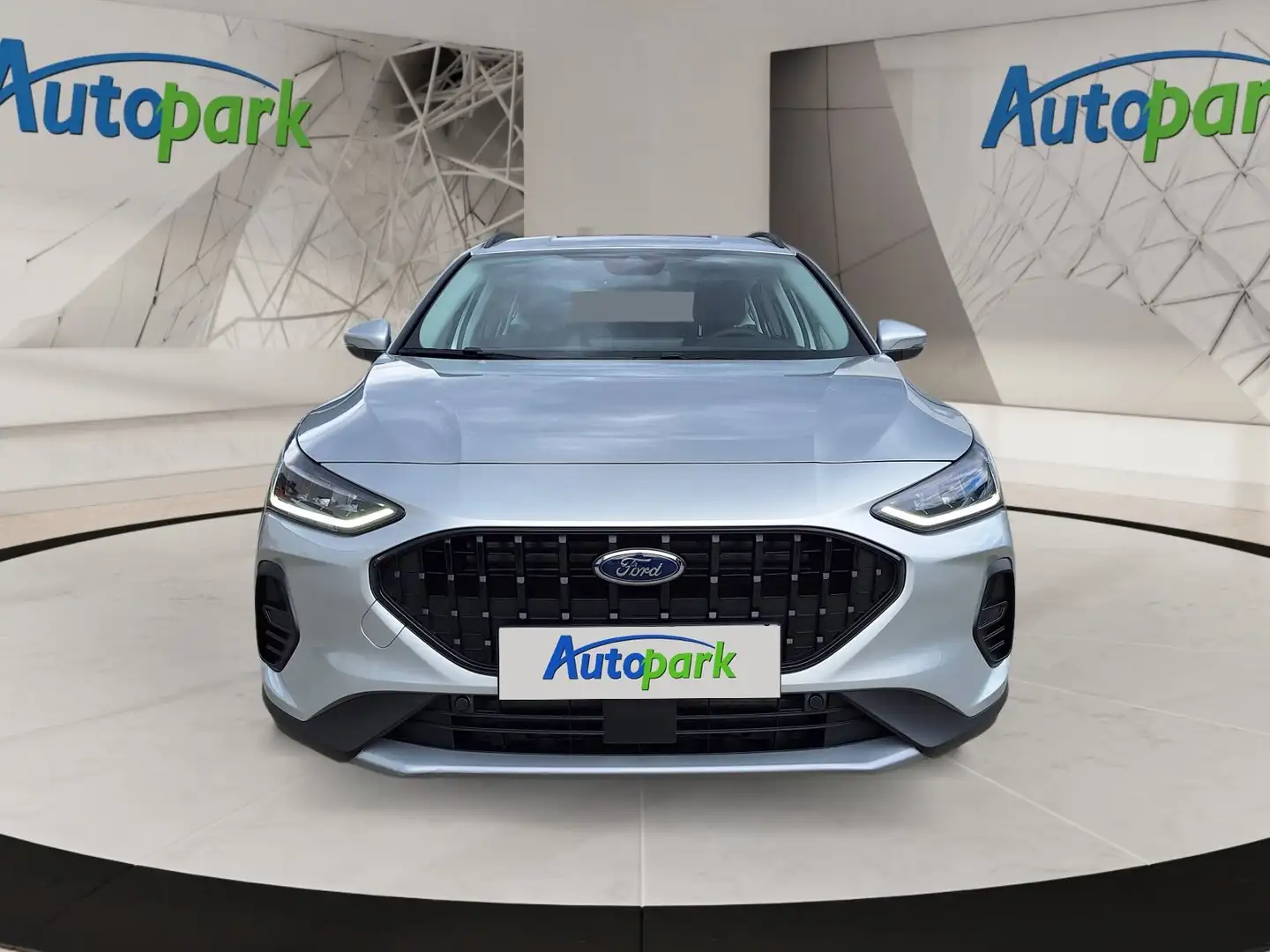 Ford Focus Active Active Silber - 2