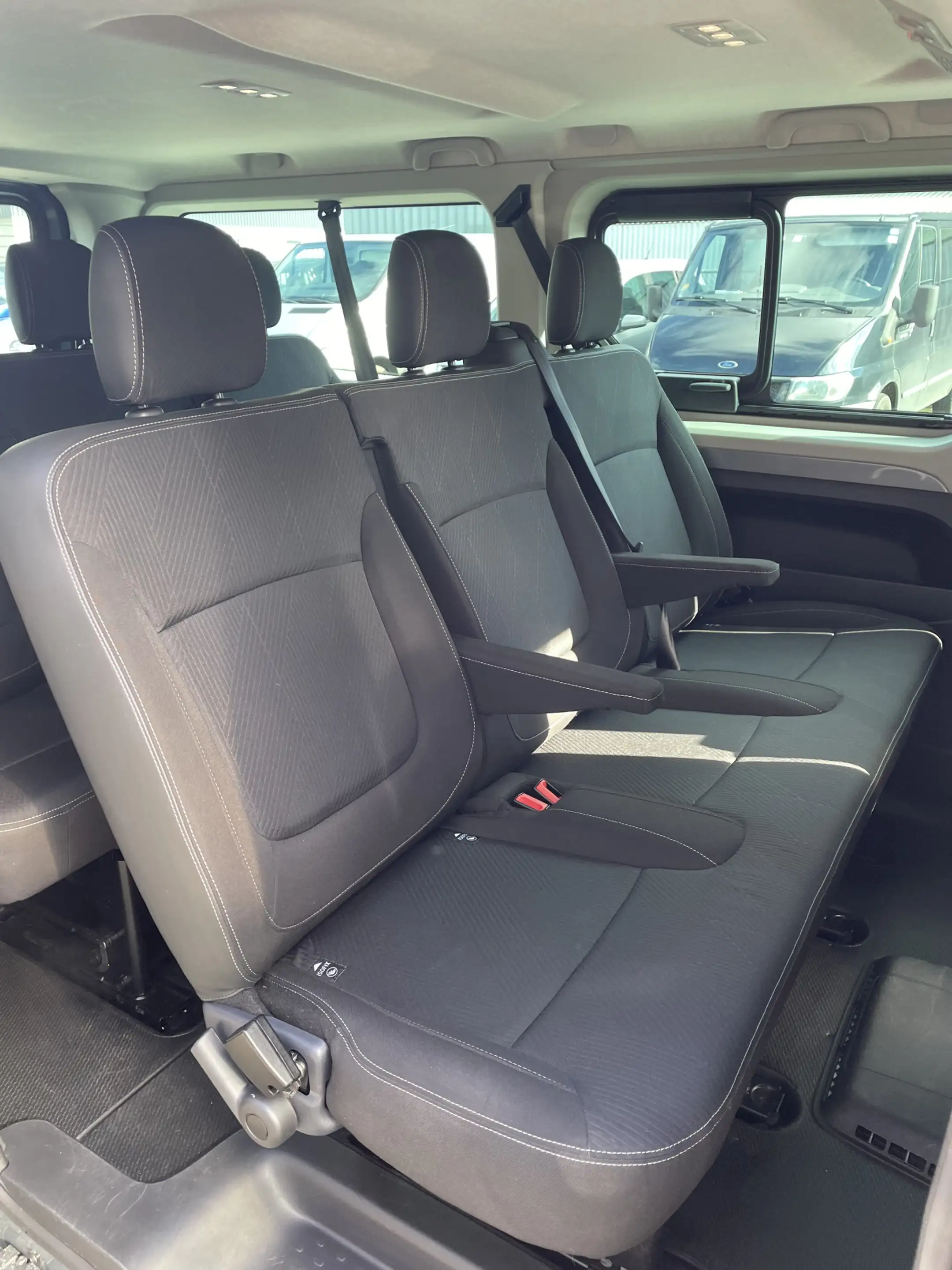 Renault Trafic 150pk L2H1 Grand Luxury (Trekhaak - Camera - LED - — photo 11