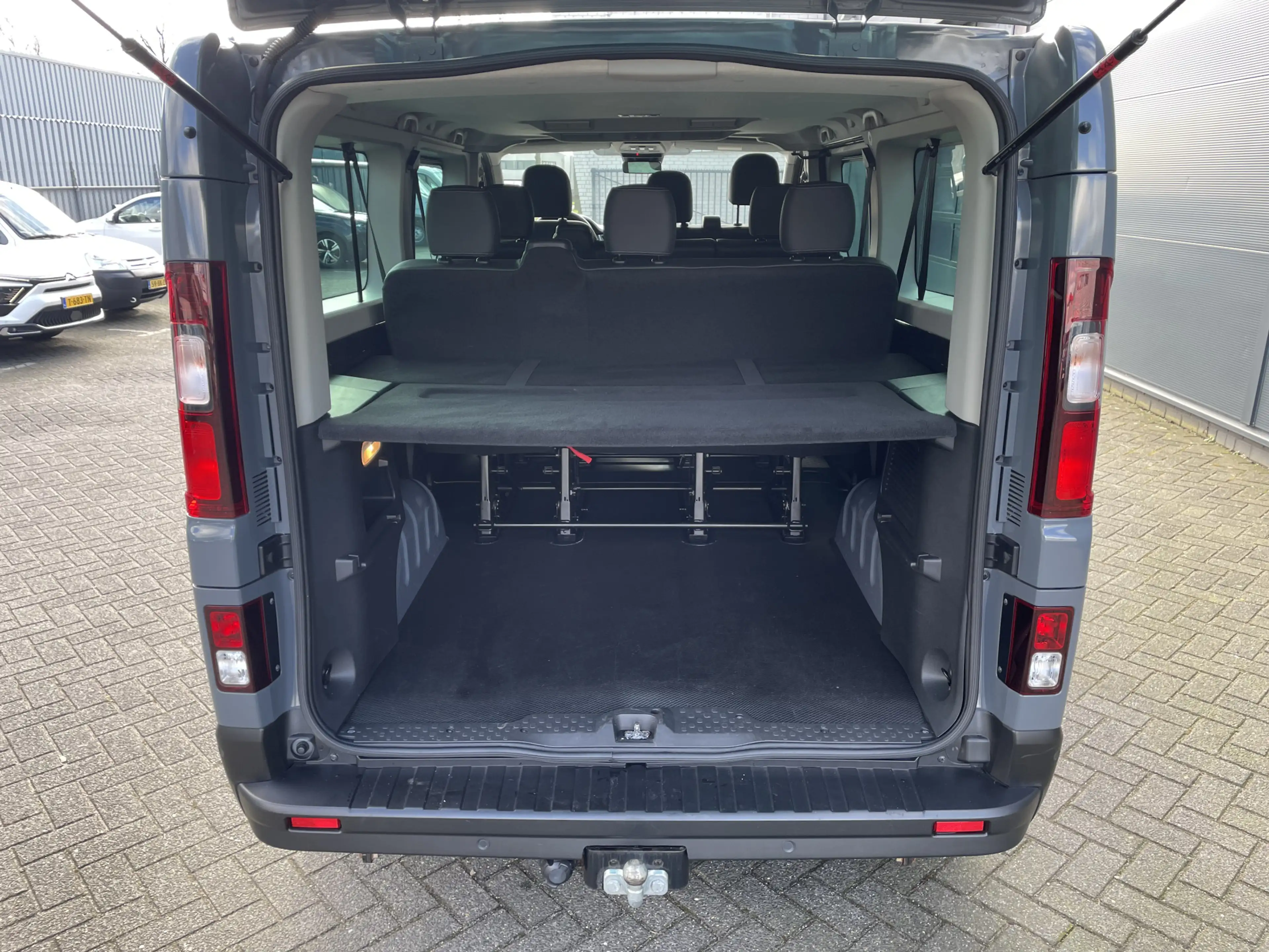 Renault Trafic 150pk L2H1 Grand Luxury (Trekhaak - Camera - LED - — photo 10