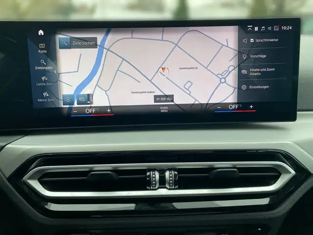 BMW 3 Series view 9
