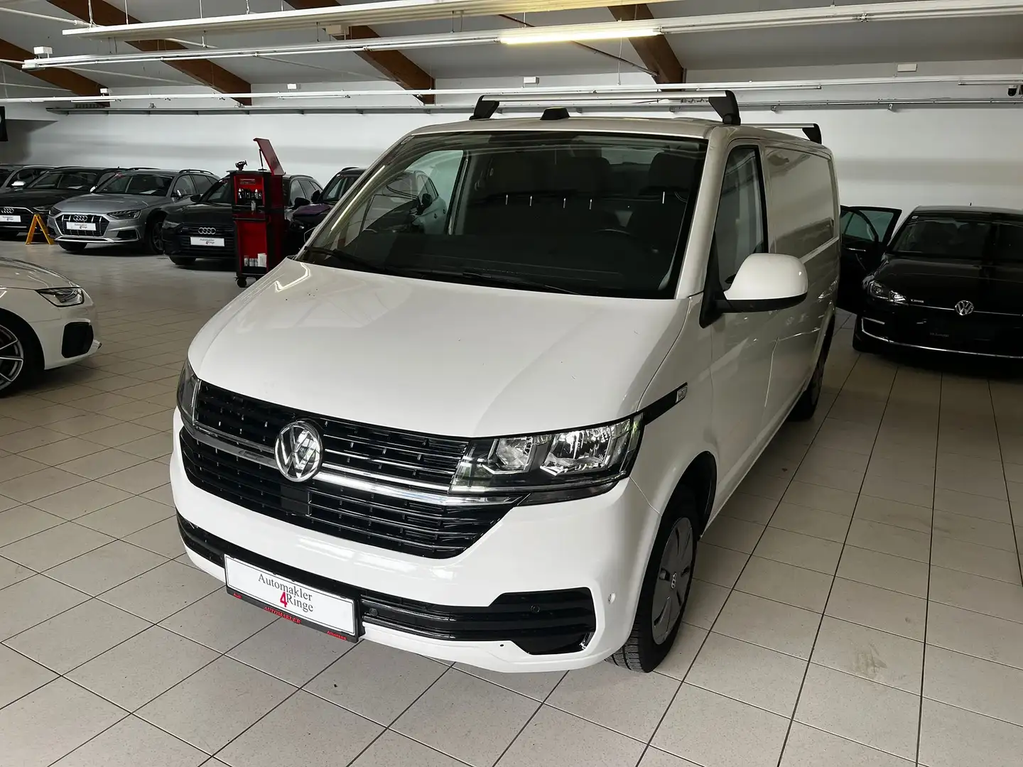Volkswagen T6.1 Transporter T6 Standhz,Navi,Parklenkassistent,netto 20.666,67 Weiß - 1
