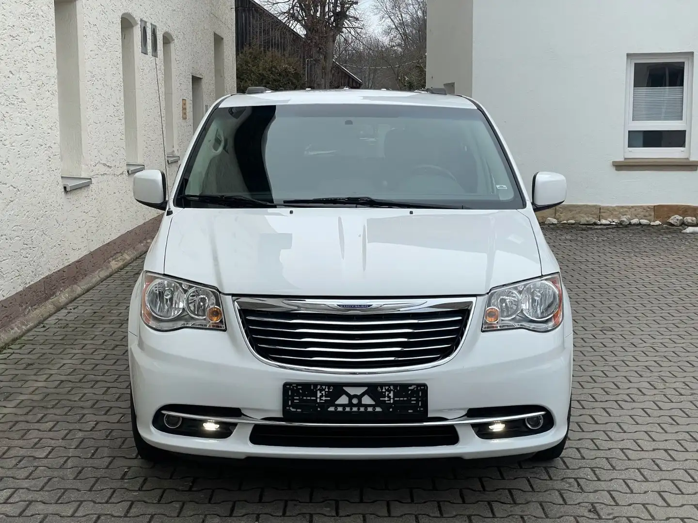 Chrysler Grand Voyager Town & Country LPG DVD Vollleder bijela - 2