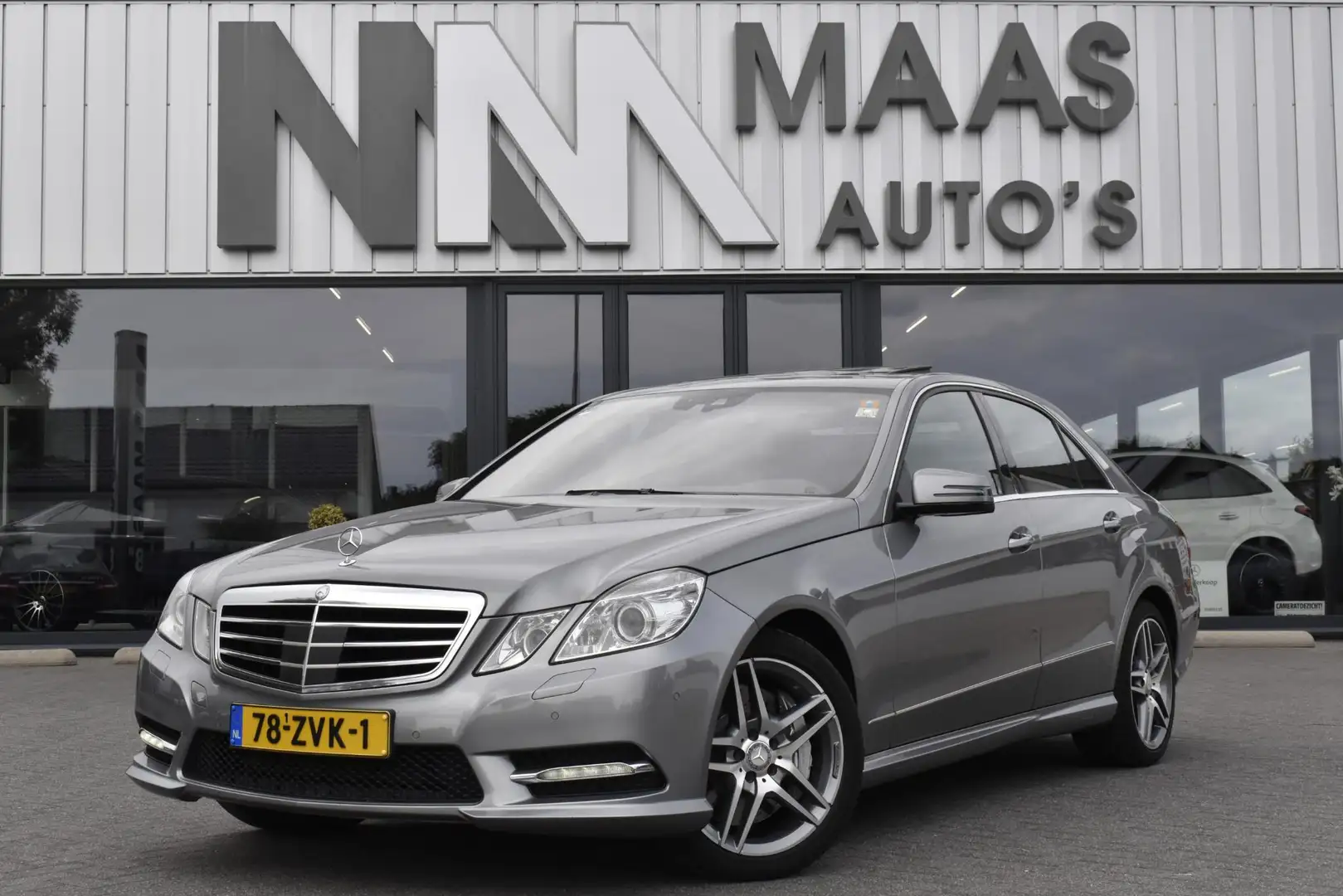 Mercedes-Benz E 500 Edition Sport AMG 4-Matic Grigio - 1