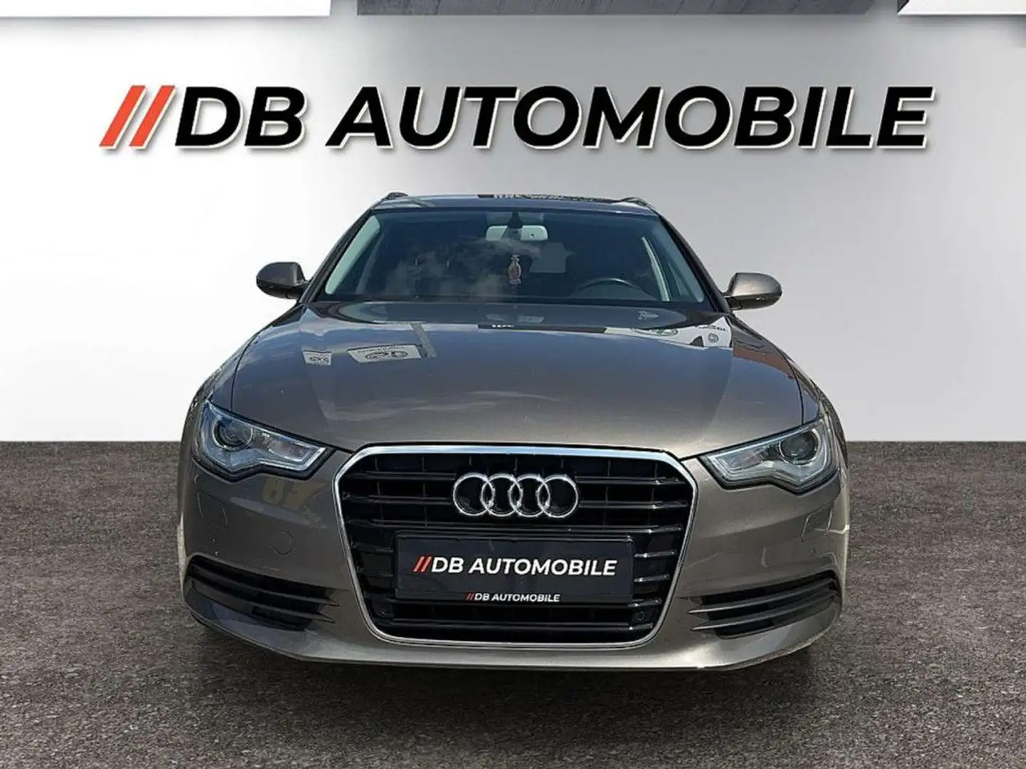 Audi A6 Avant 2,0 TDI Daylight, Navi, Leder Gris - 2