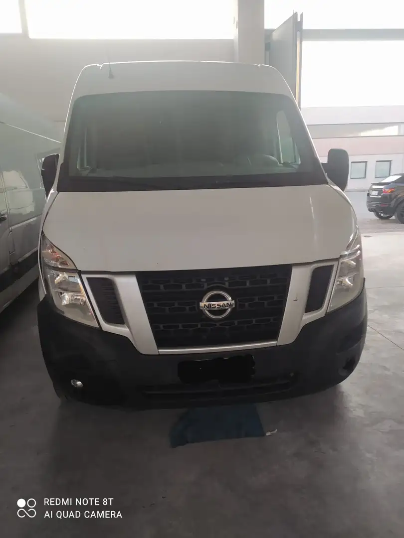 Nissan NV400 White - 2