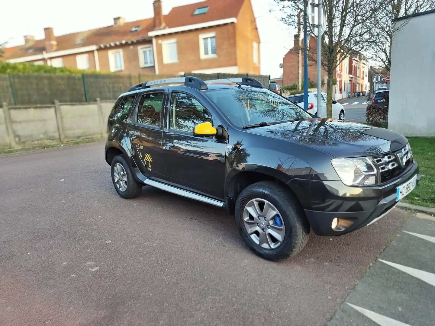 Dacia Duster Duster TCe 125 4x2 SL Air Fekete - 2