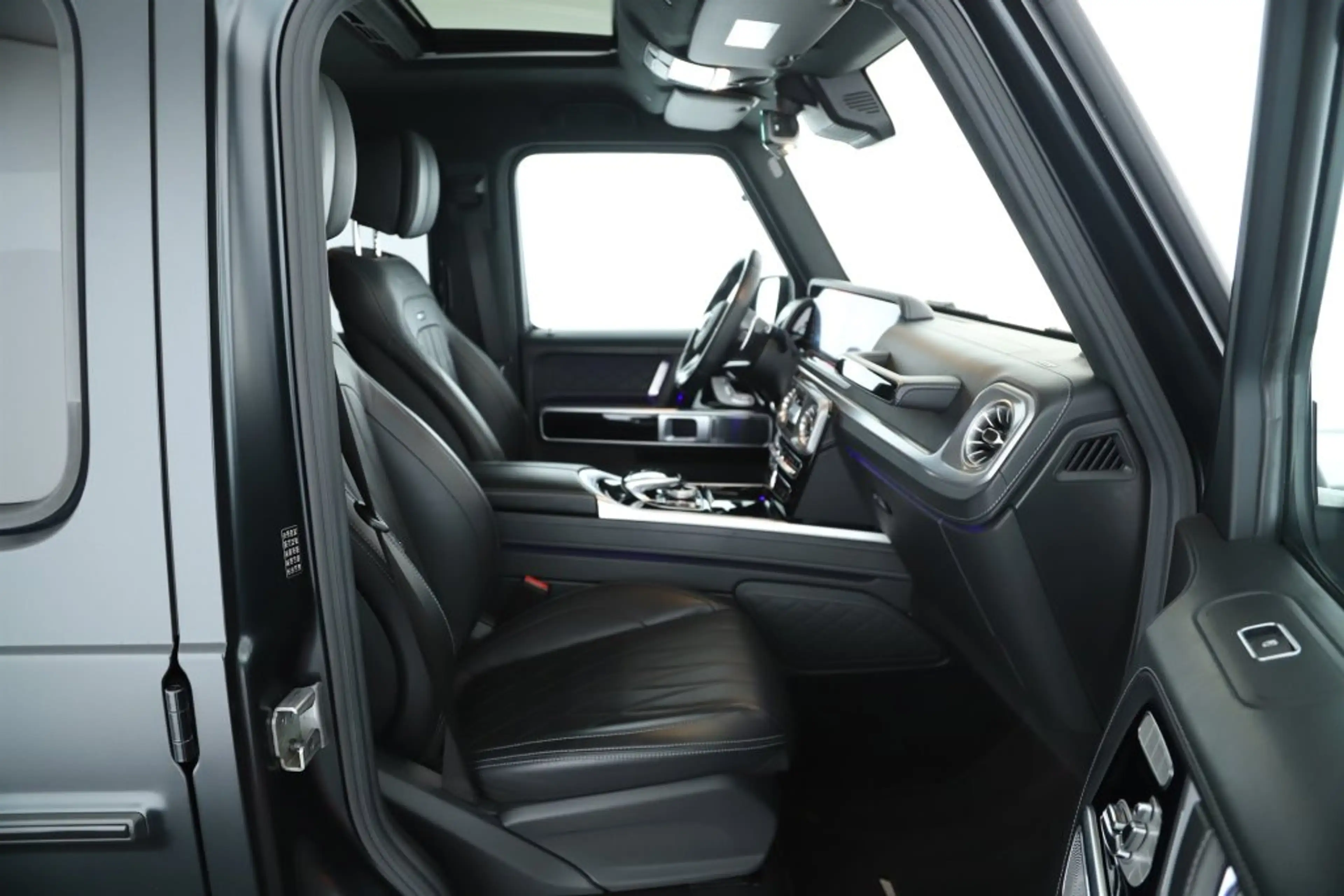 Mercedes-Benz G 63 AMG BRABUS 700 — photo 12
