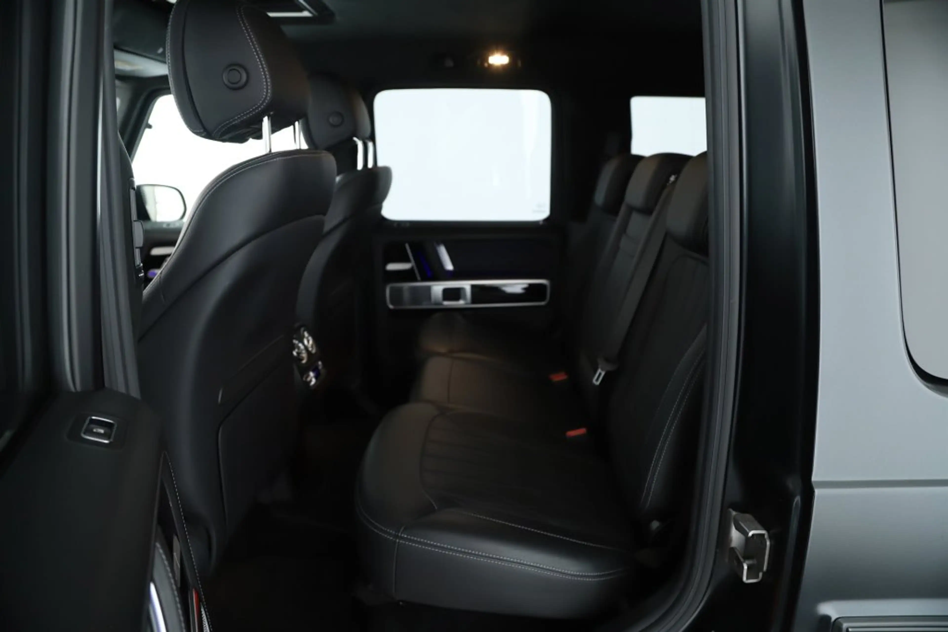Mercedes-Benz G 63 AMG BRABUS 700 — photo 10
