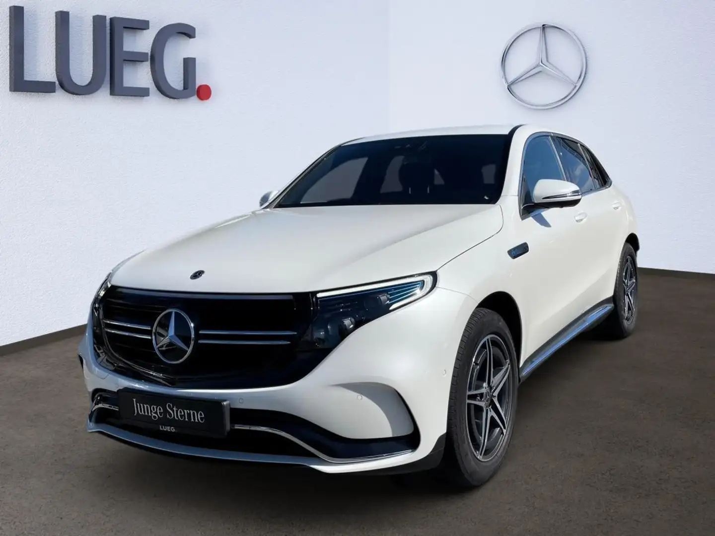 Mercedes-Benz EQC 400 4Matic AMG+360°KAMERA+SOUND+AHK Weiß - 1